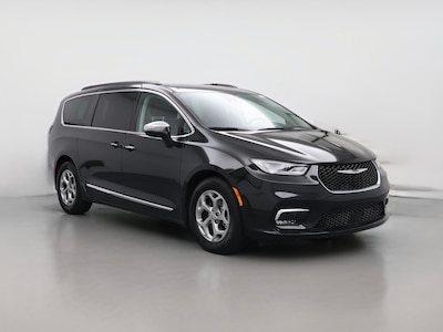 Black 2022 Chrysler Pacifica Limited