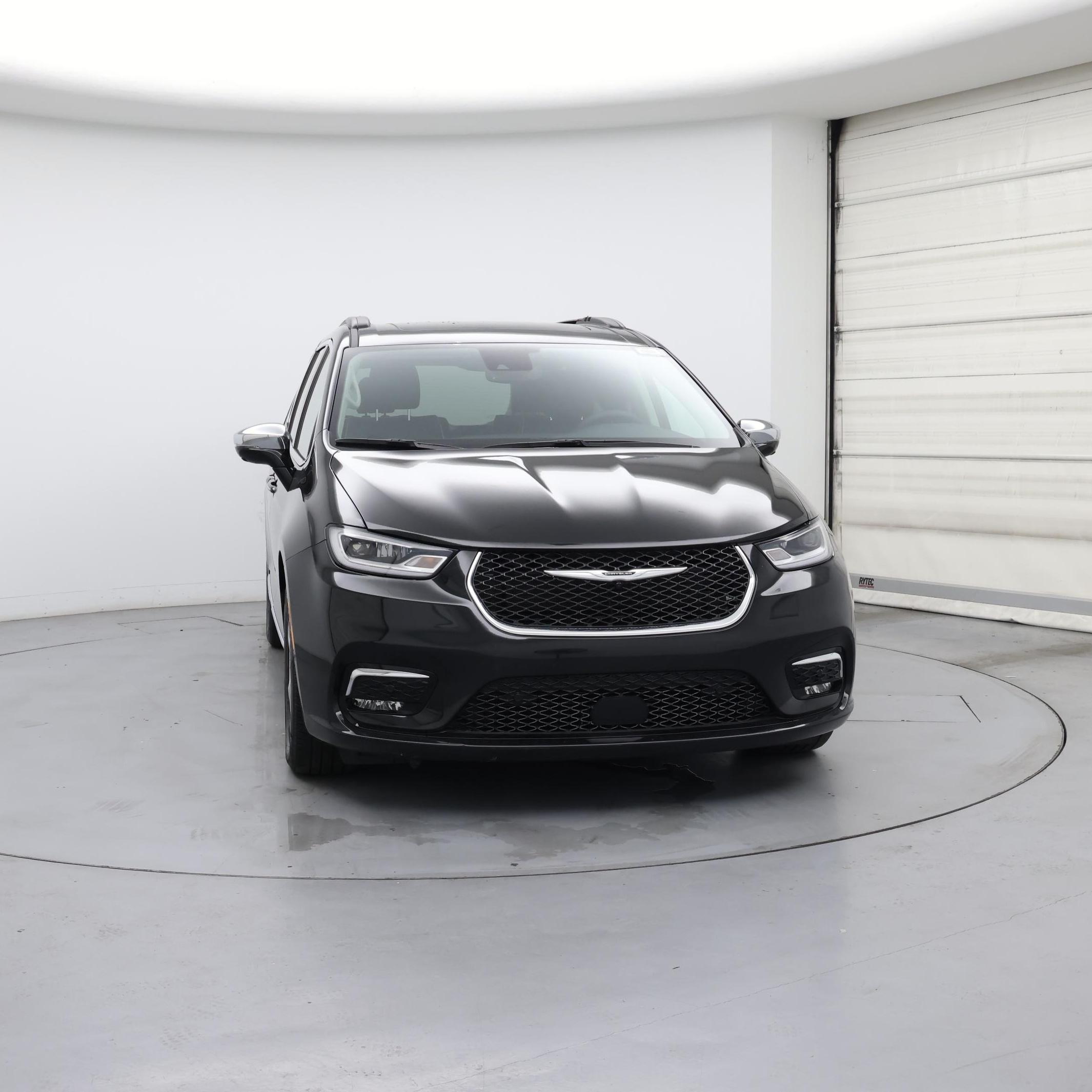 Thumbnail: 2022 Chrysler Pacifica - 5