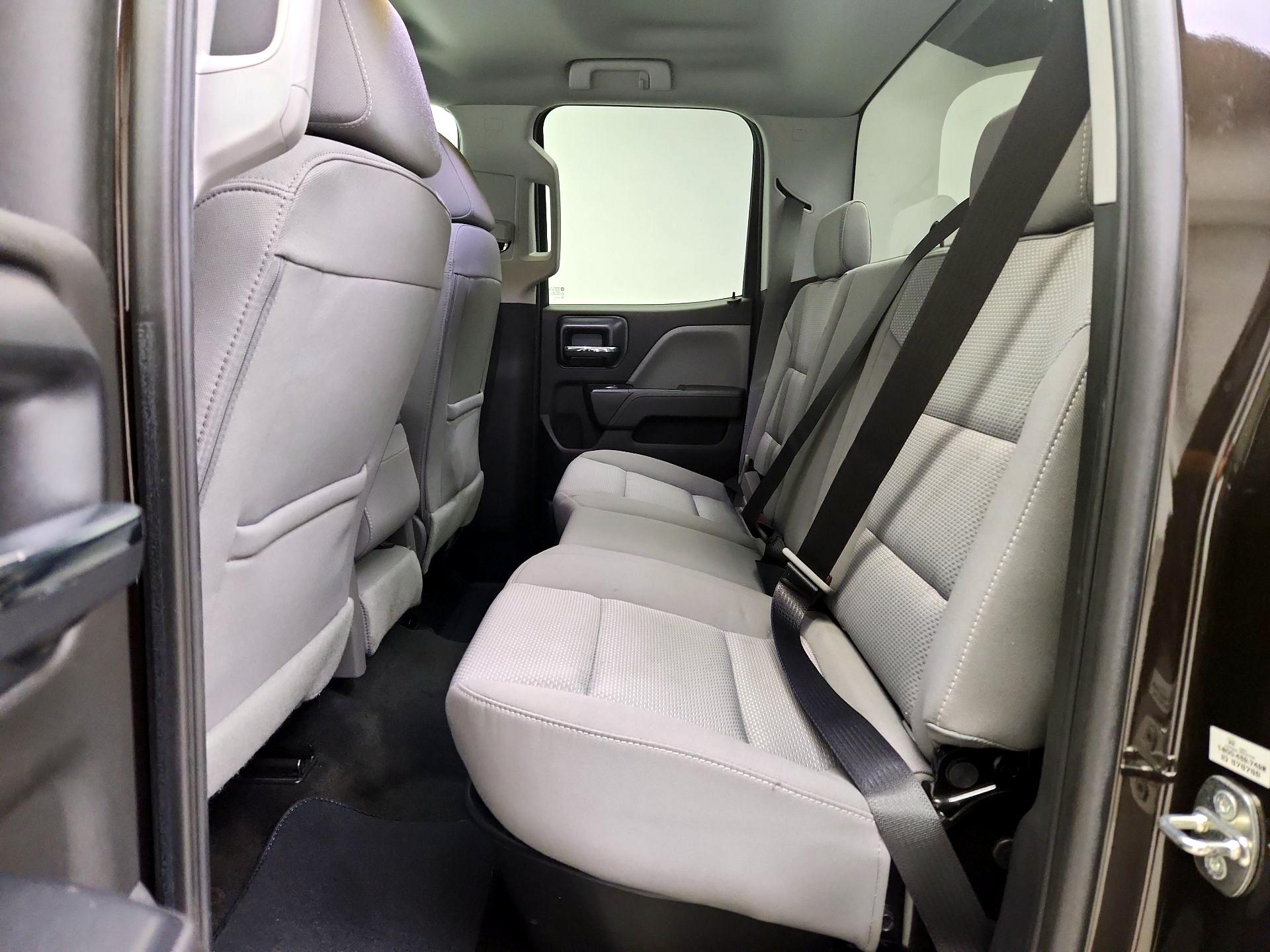 Thumbnail: 2018 Chevrolet Silverado 1500 - 19