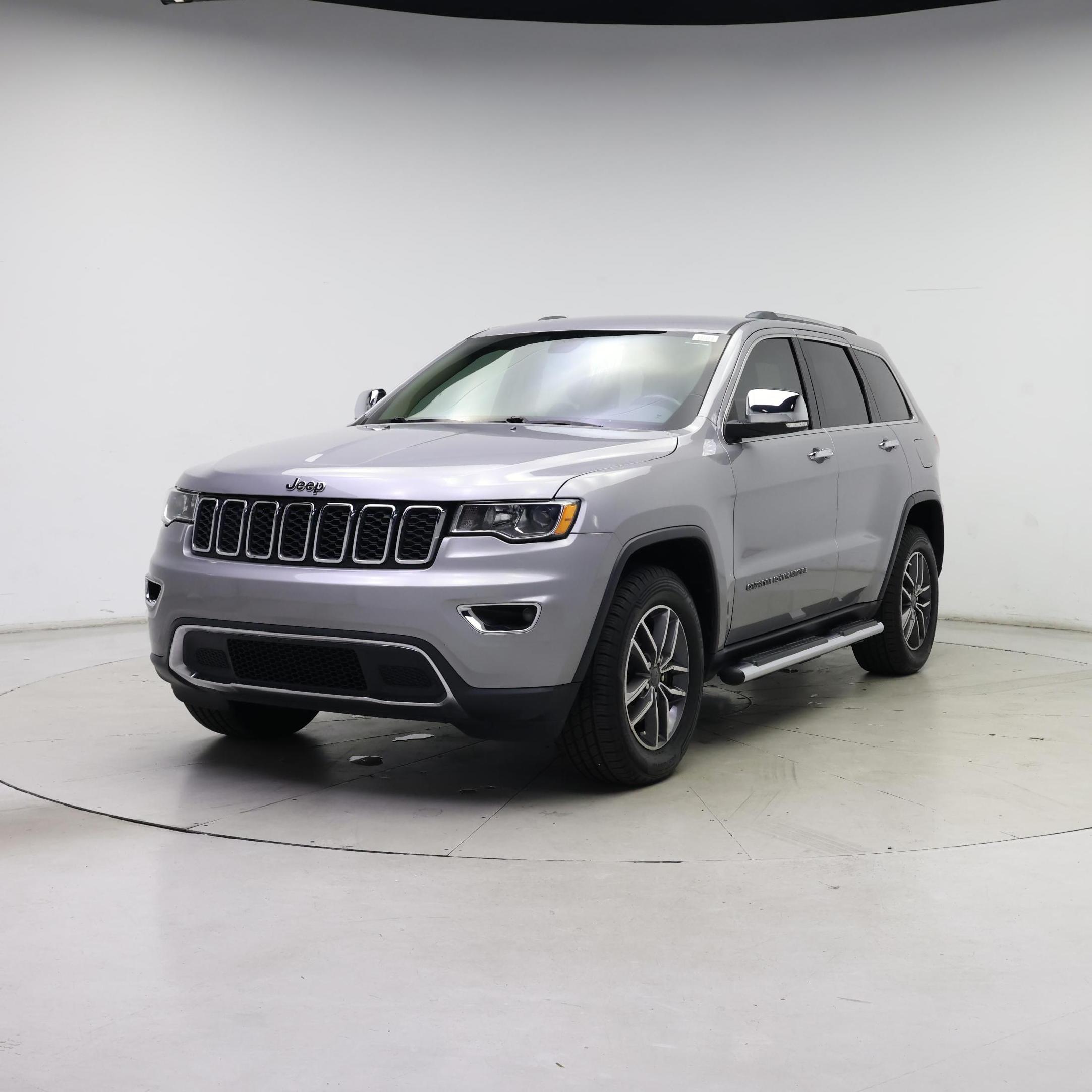 Thumbnail: 2019 Jeep Grand Cherokee - 4