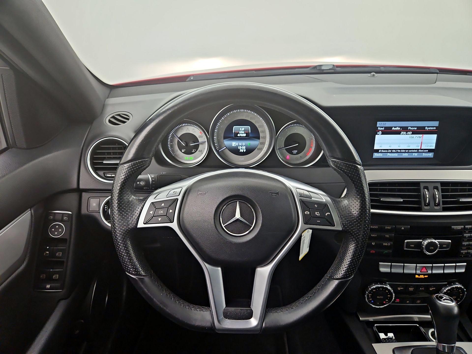 Thumbnail: 2014 Mercedes-Benz C-Class - 10