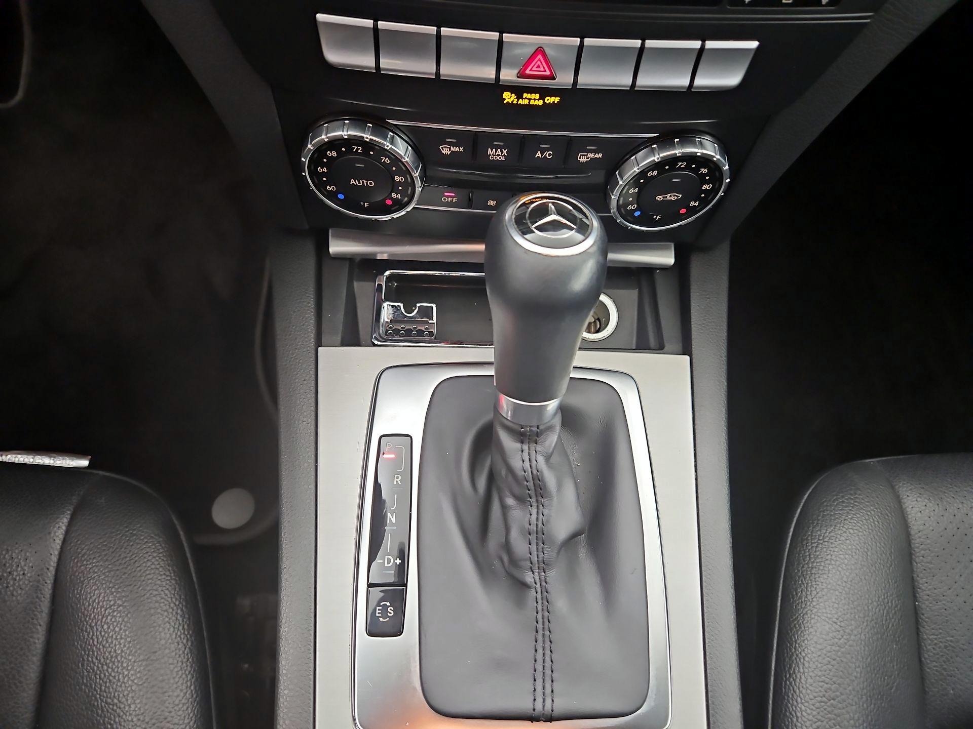 Thumbnail: 2014 Mercedes-Benz C-Class - 17