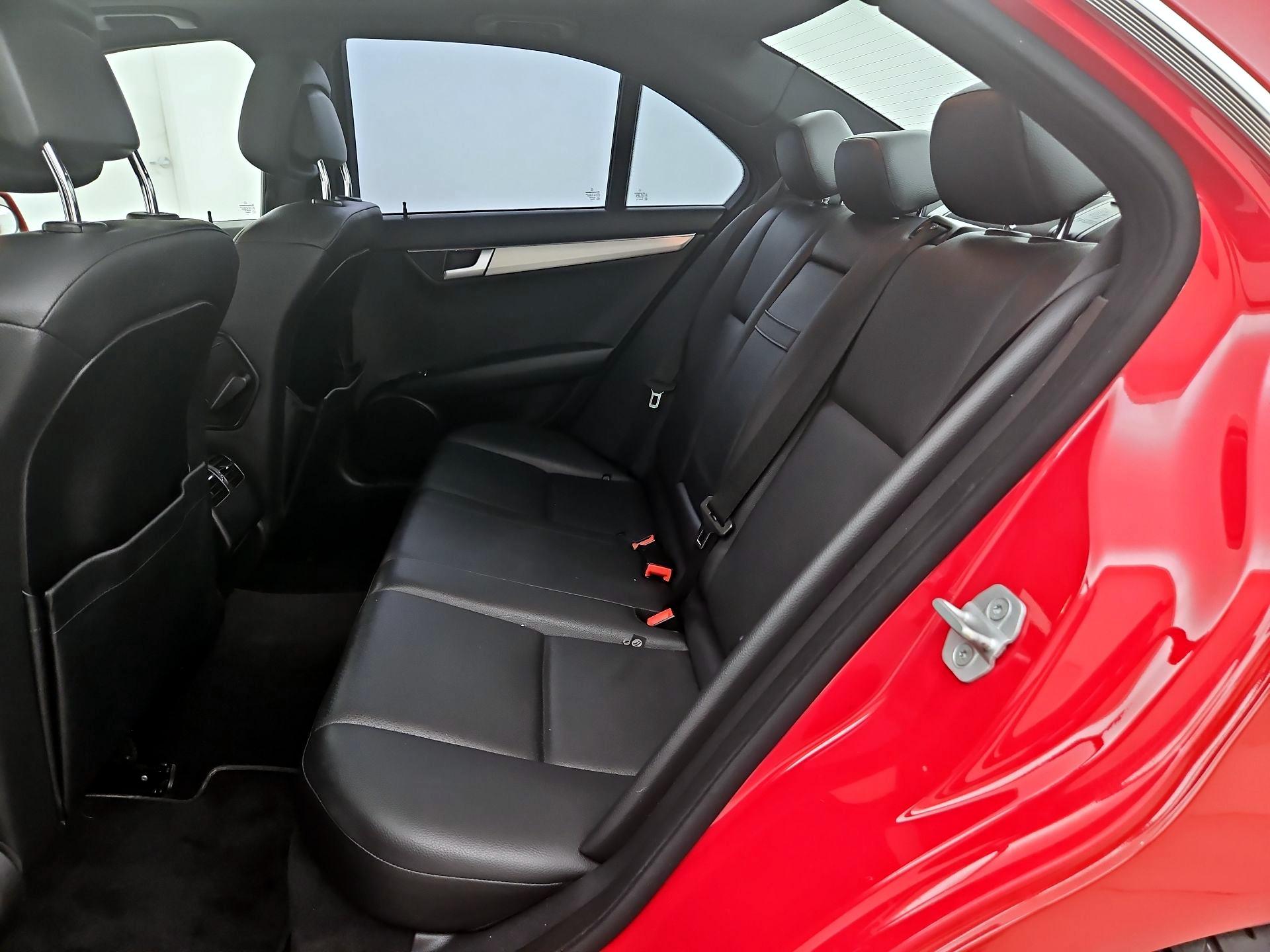 Thumbnail: 2014 Mercedes-Benz C-Class - 20