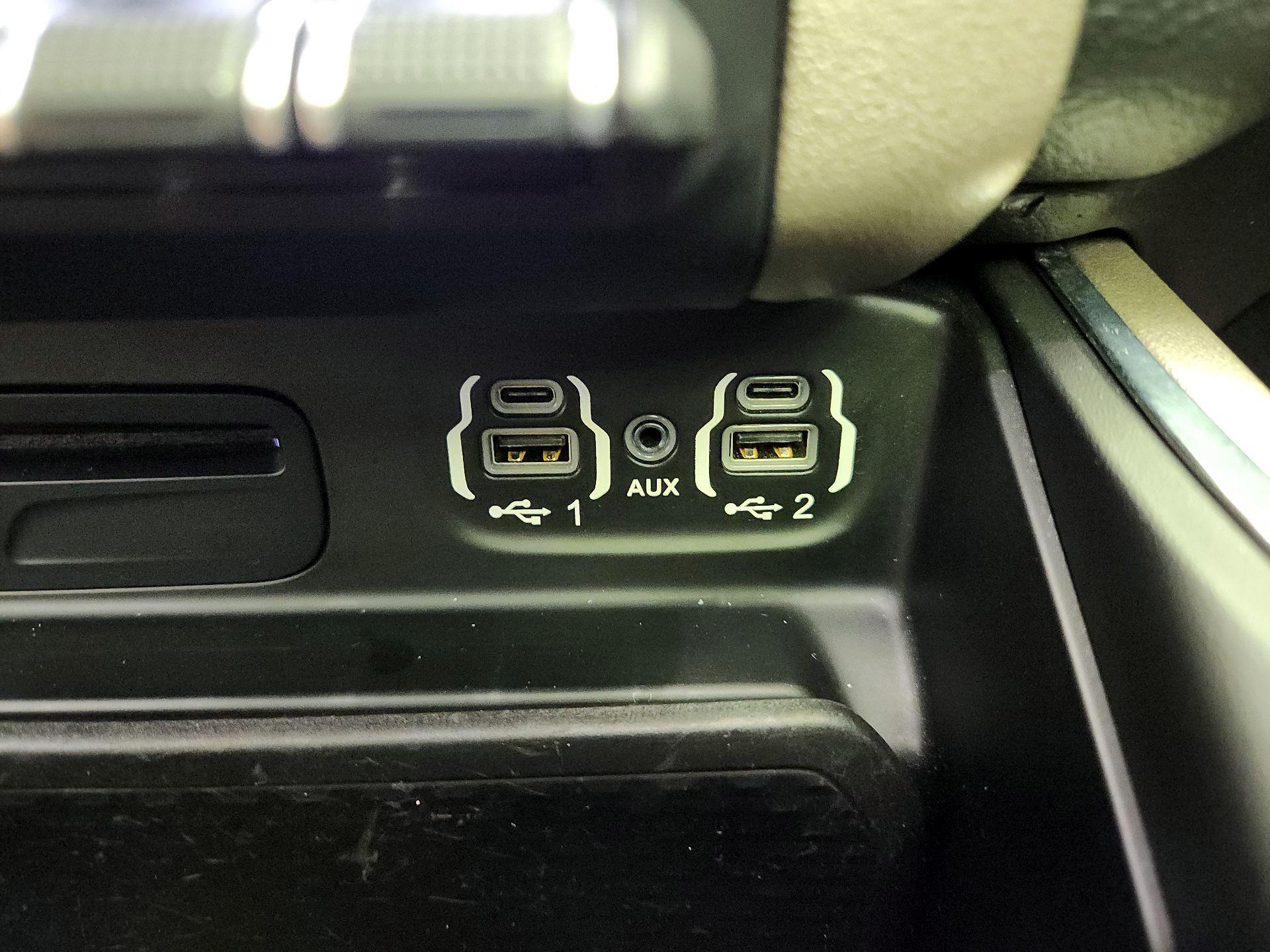 Thumbnail: 2019 RAM 1500 - 19