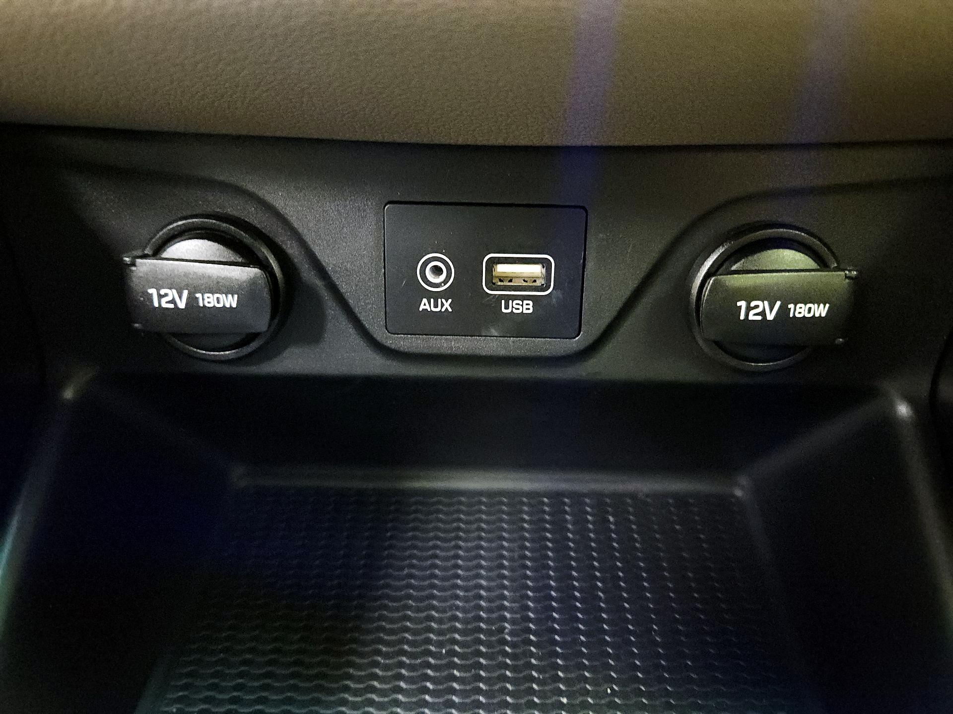 Thumbnail: 2020 Hyundai Tucson - 18