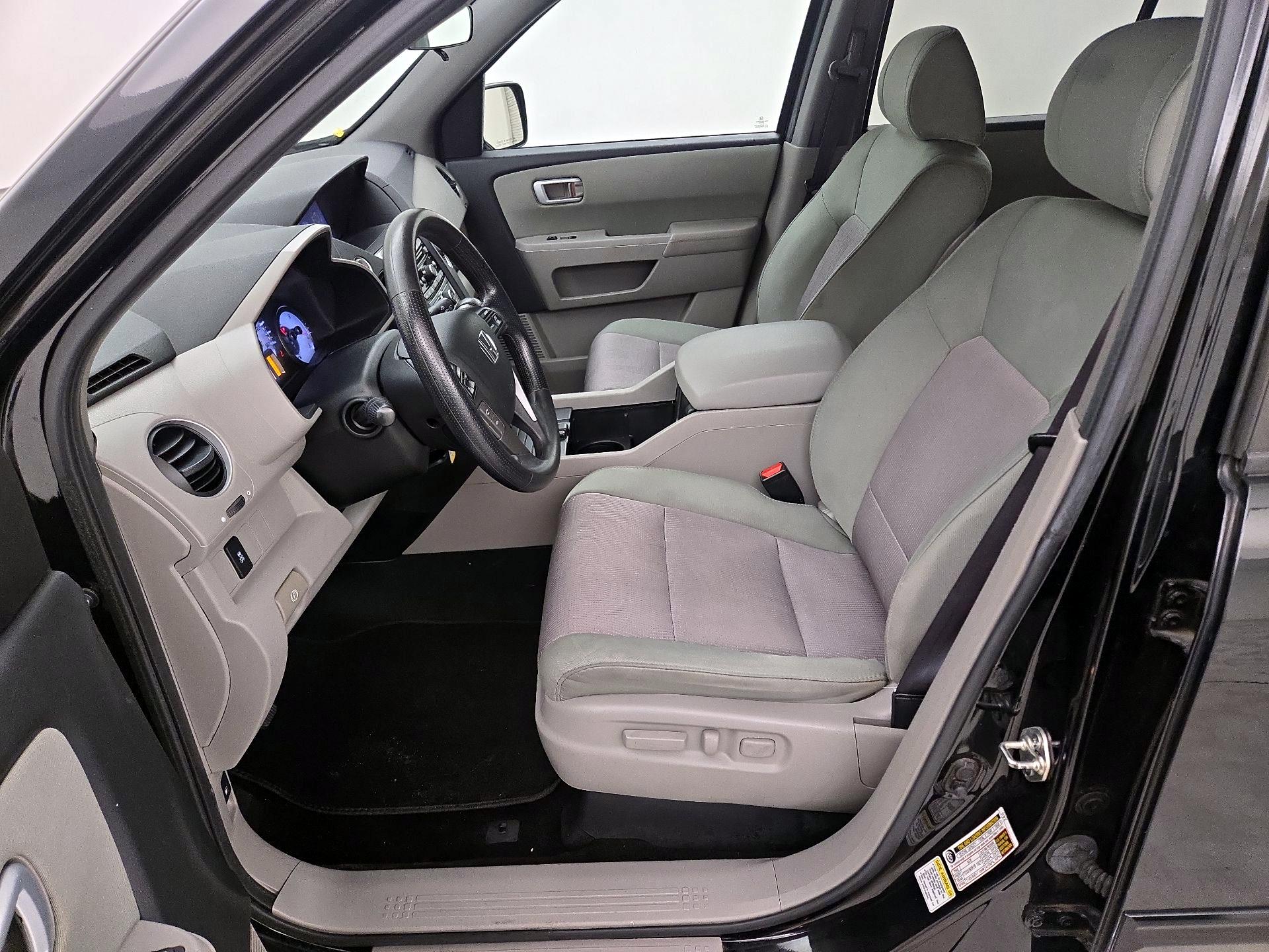 Thumbnail: 2013 Honda Pilot - 11