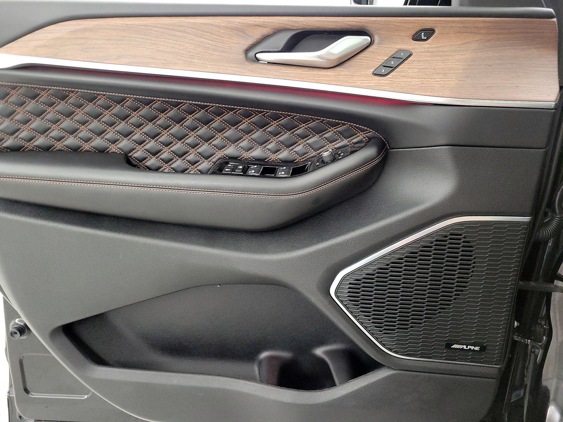 Thumbnail: 2021 Jeep Grand Cherokee L - 12