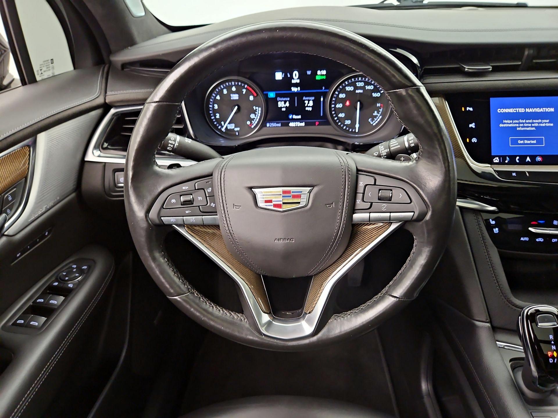 Thumbnail: 2022 Cadillac XT6 - 10