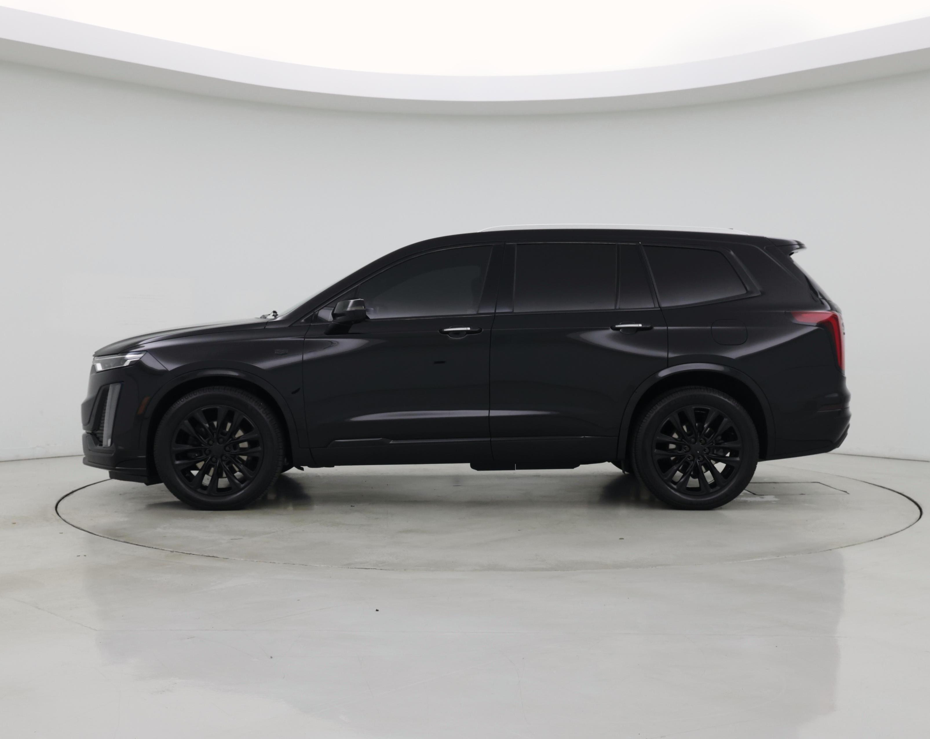 Thumbnail: 2022 Cadillac XT6 - 3