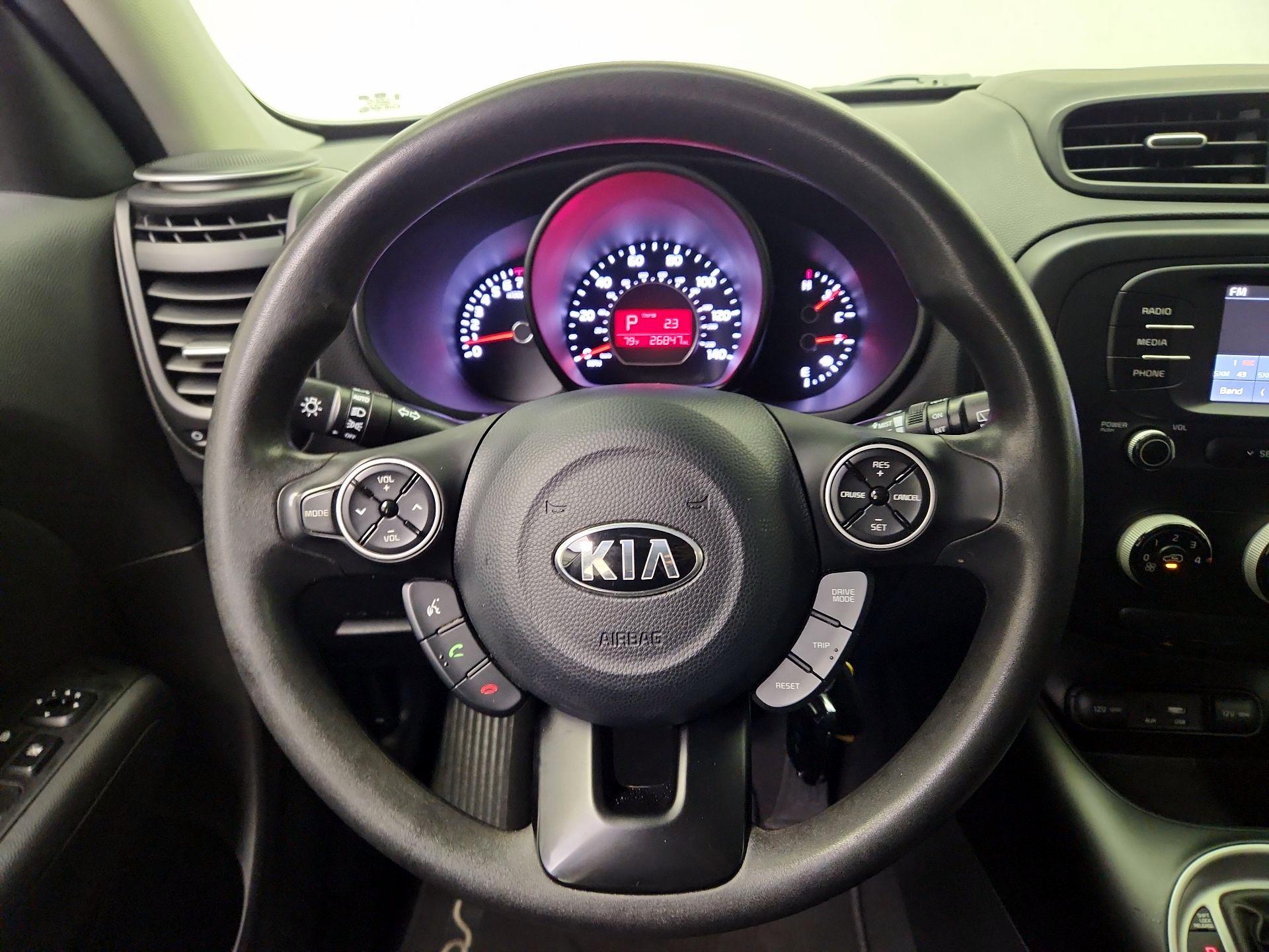 Thumbnail: 2017 Kia Soul - 10
