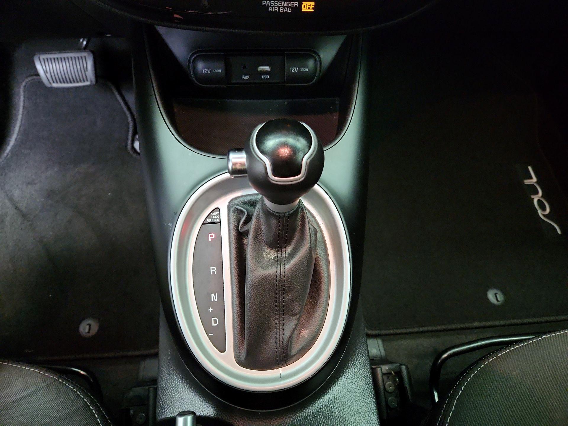 Thumbnail: 2017 Kia Soul - 17