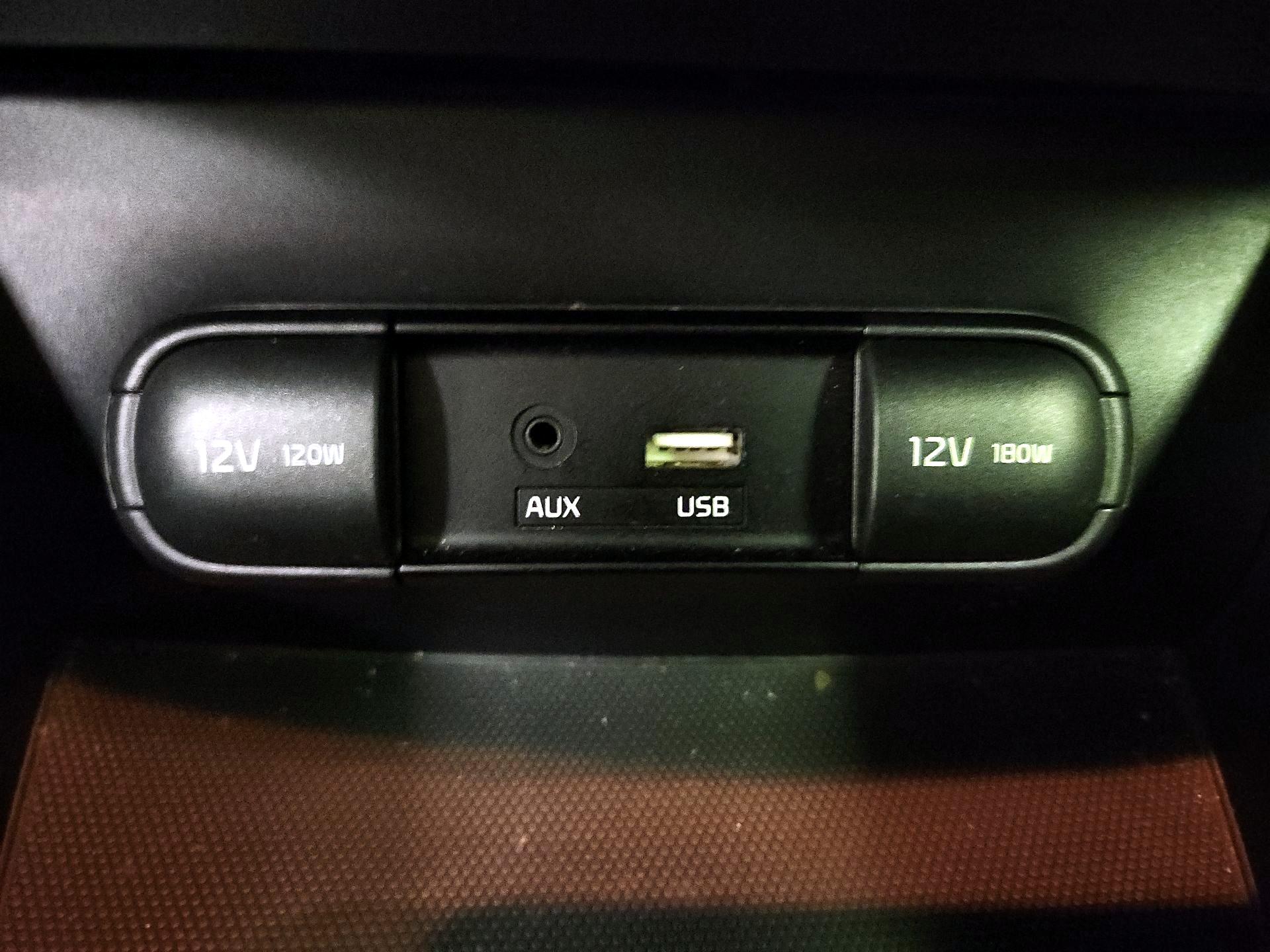 Thumbnail: 2017 Kia Soul - 18