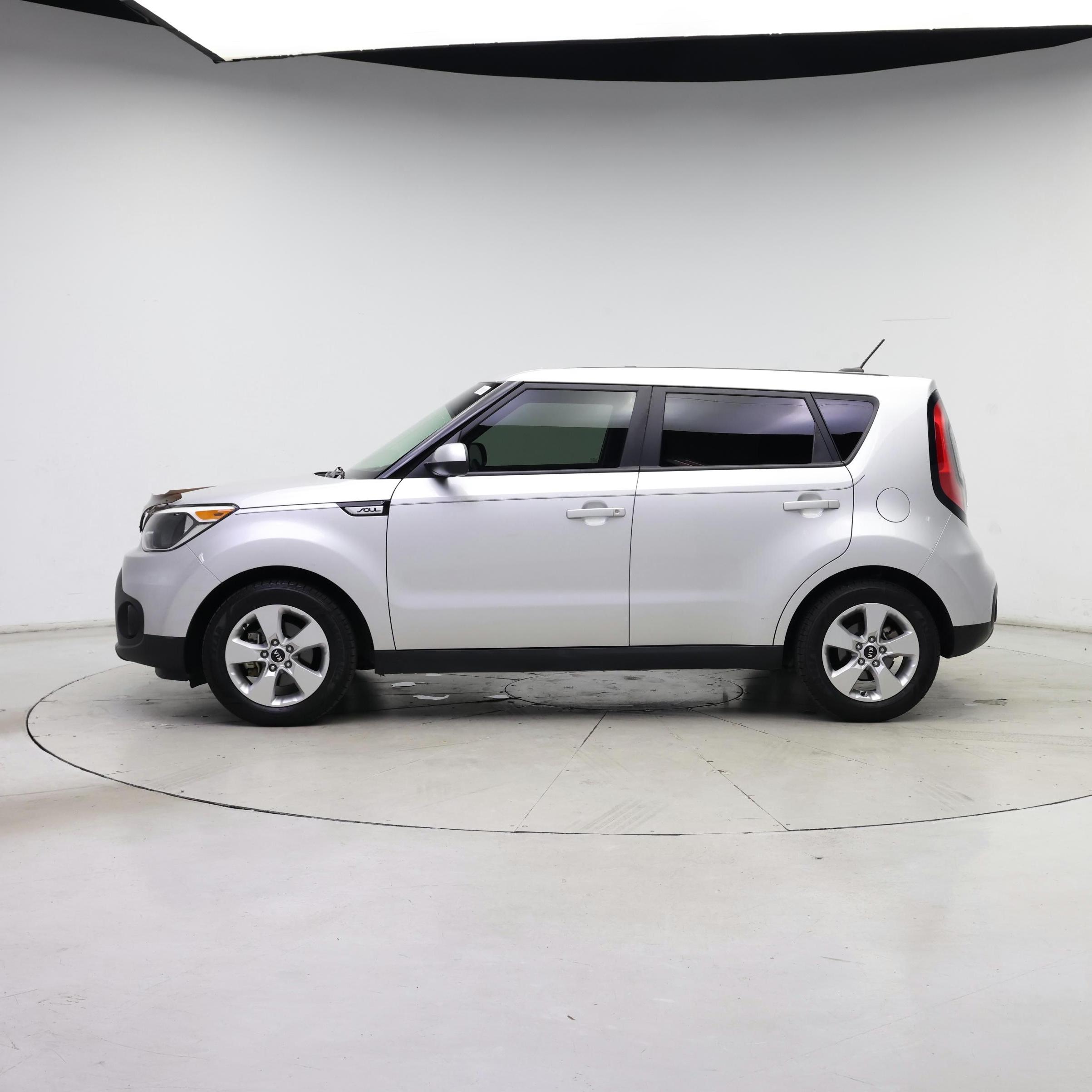 Thumbnail: 2017 Kia Soul - 3
