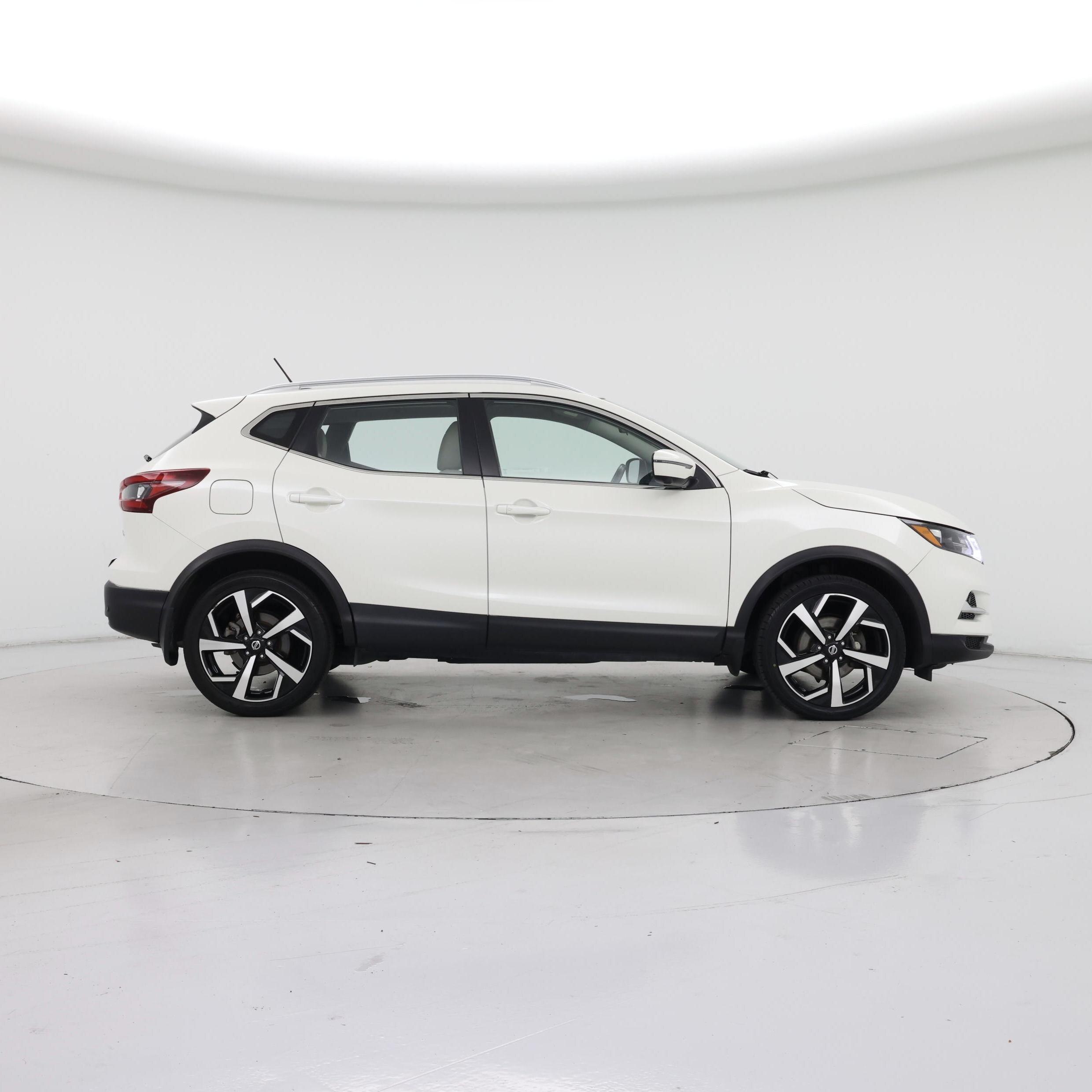 Thumbnail: 2022 Nissan Rogue Sport - 7