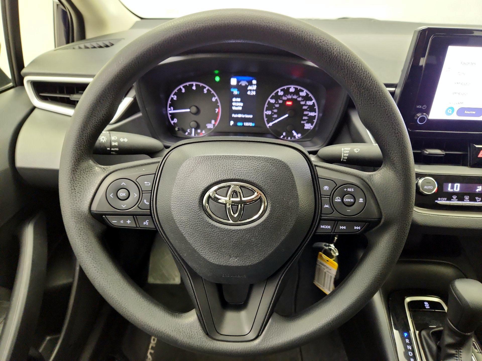 Thumbnail: 2023 Toyota Corolla - 10