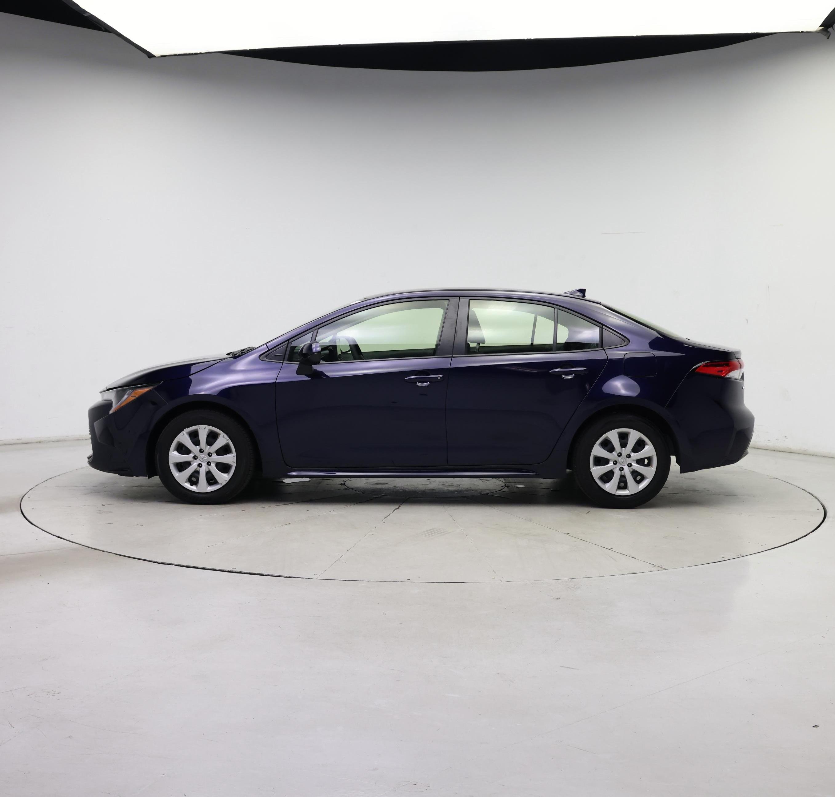 Thumbnail: 2023 Toyota Corolla - 3