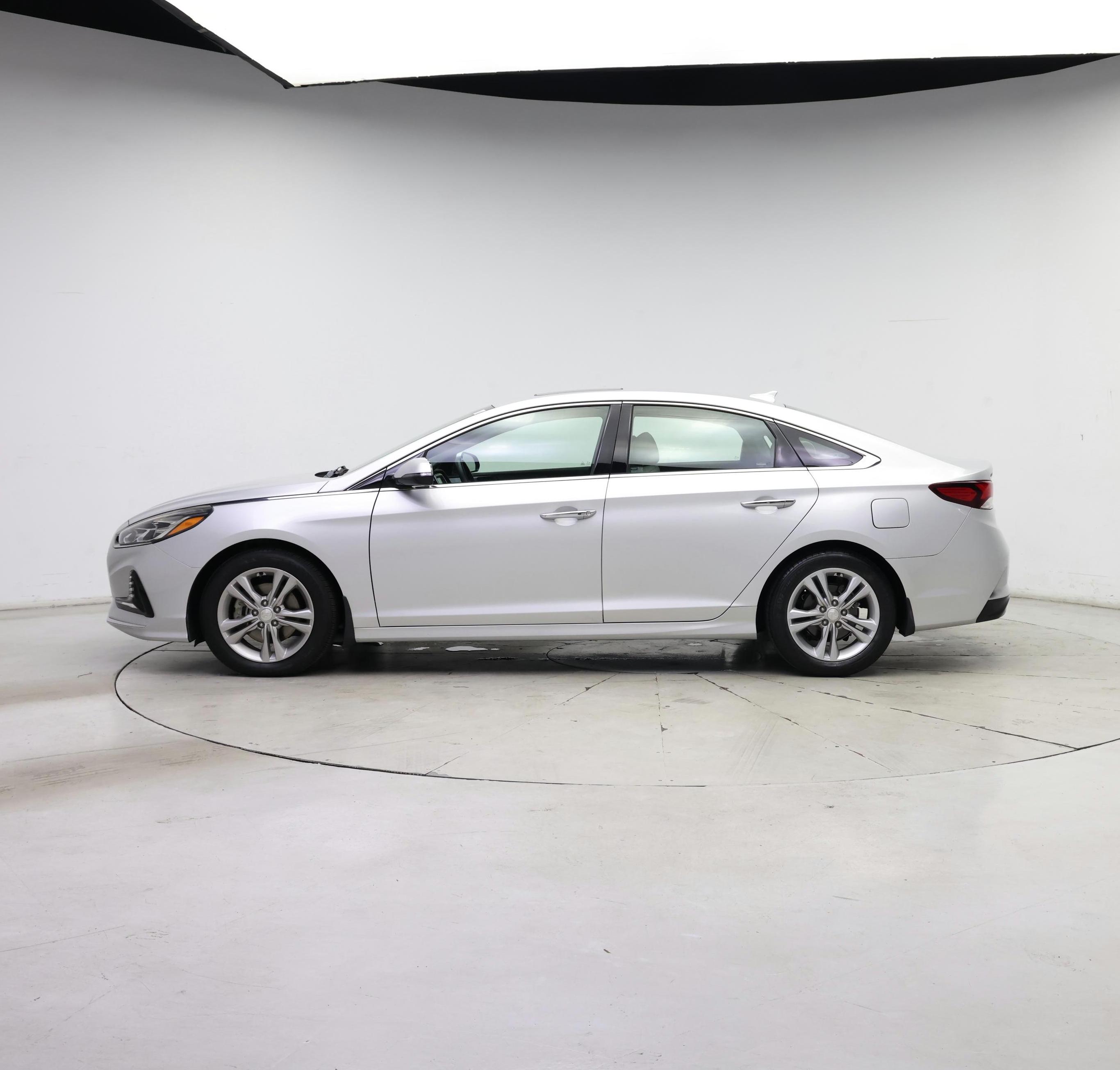 Thumbnail: 2018 Hyundai Sonata - 3