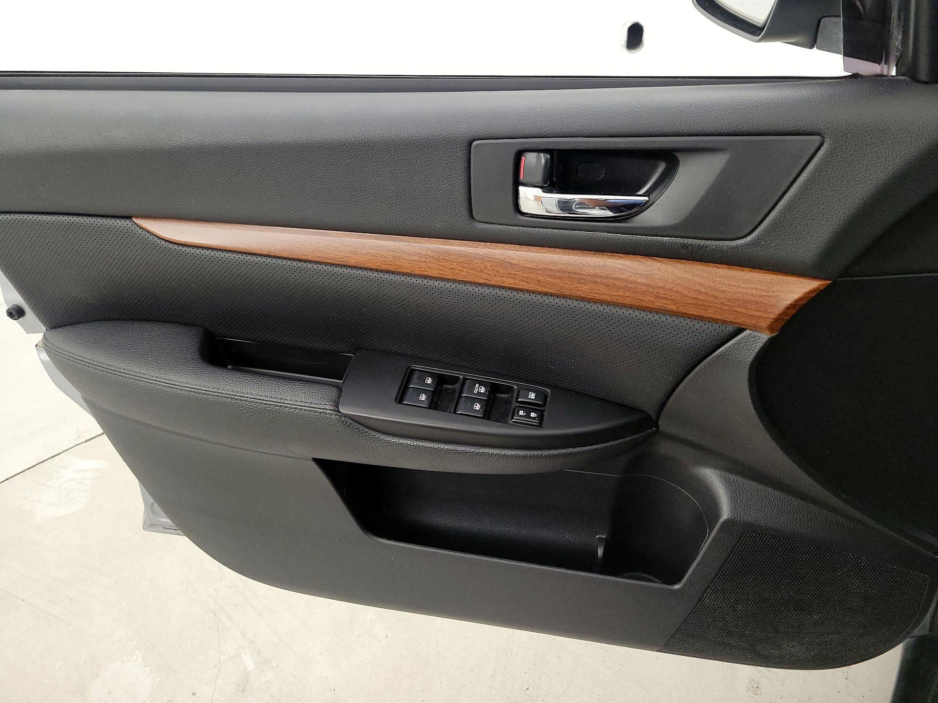Thumbnail: 2013 Subaru Outback - 12