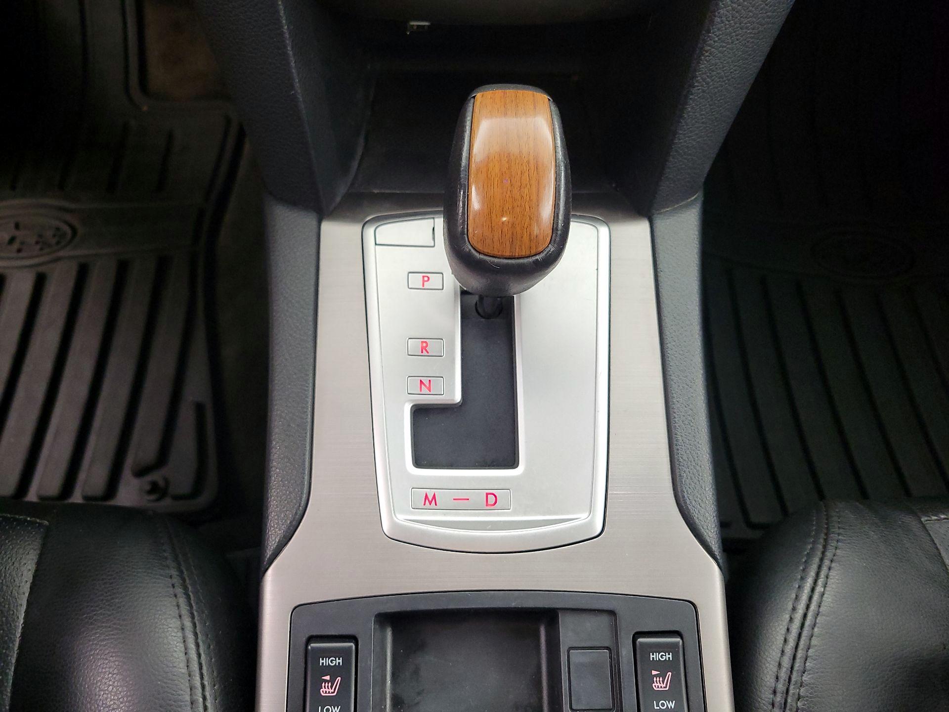 Thumbnail: 2013 Subaru Outback - 17