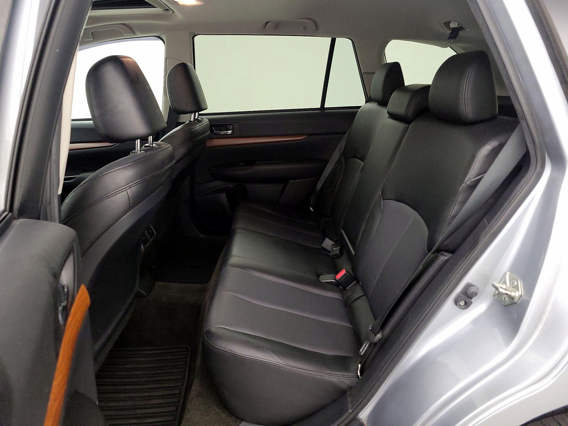 Thumbnail: 2013 Subaru Outback - 20
