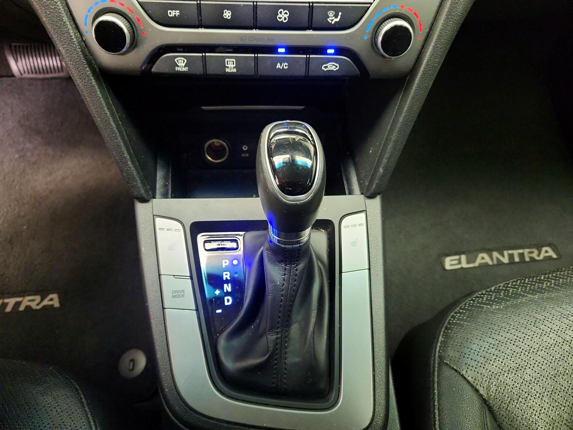 Thumbnail: 2017 Hyundai Elantra - 18