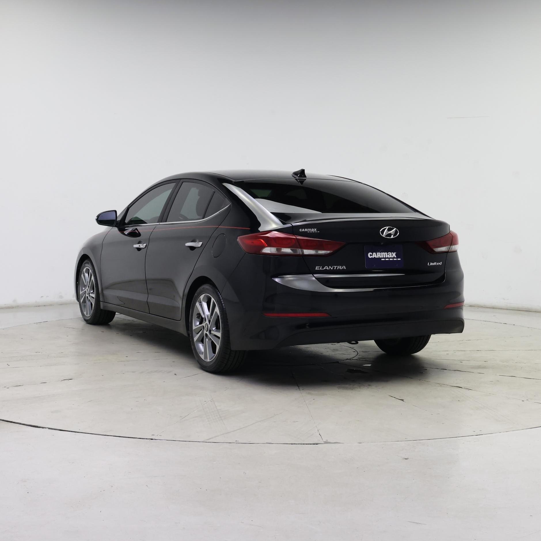 Thumbnail: 2017 Hyundai Elantra - 2