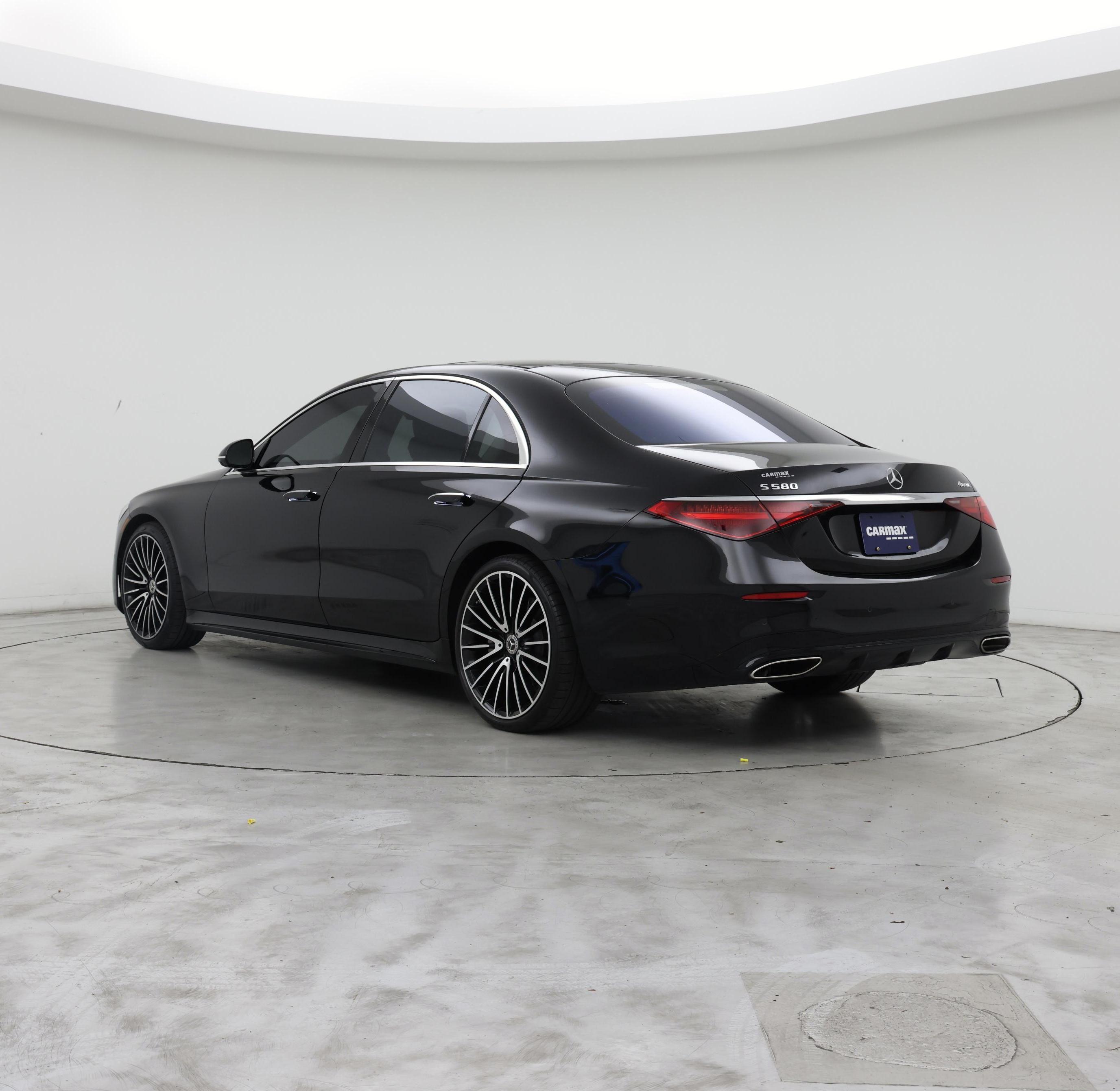 Thumbnail: 2022 Mercedes-Benz S-Class - 2