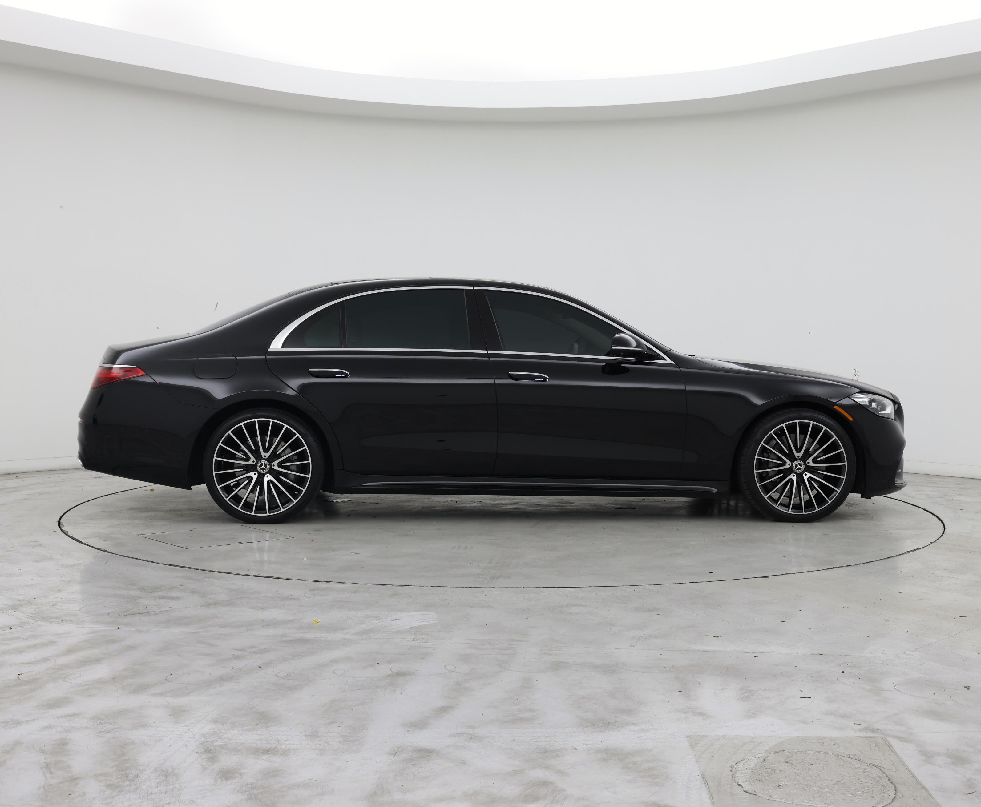 Thumbnail: 2022 Mercedes-Benz S-Class - 7
