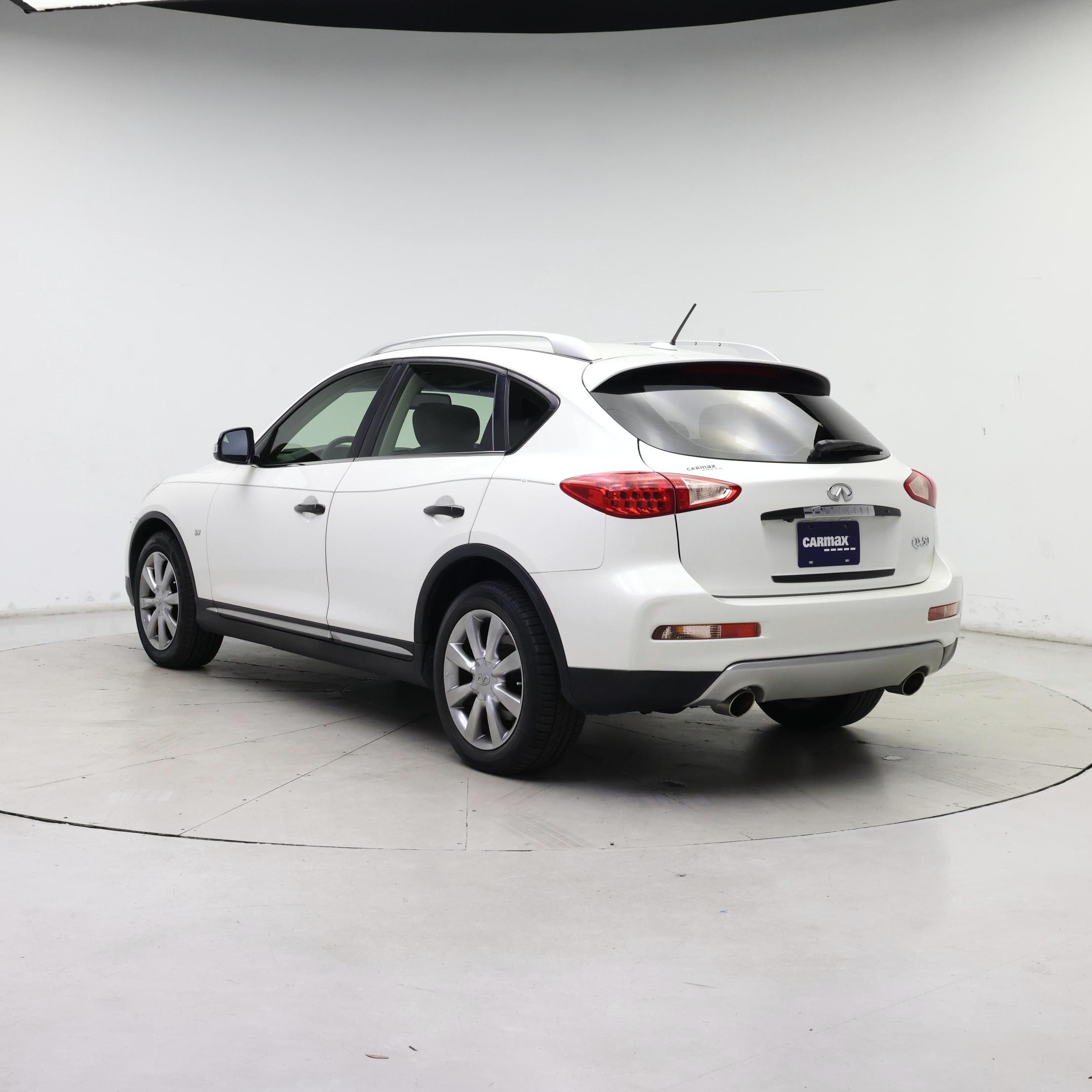 Thumbnail: 2017 INFINITI QX50 - 2