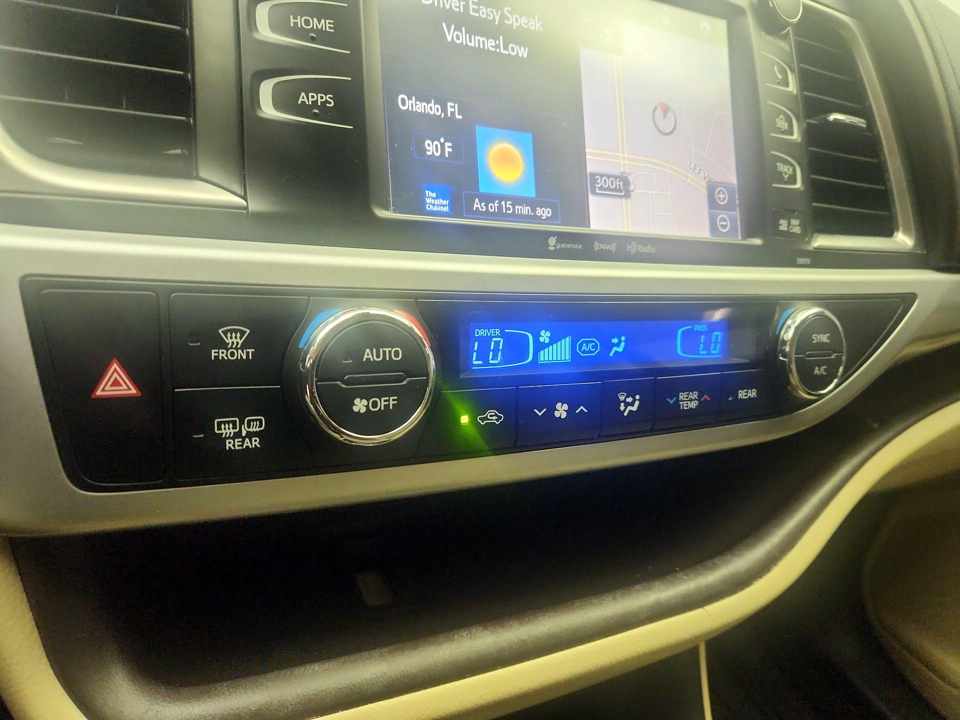 Thumbnail: 2017 Toyota Highlander - 17