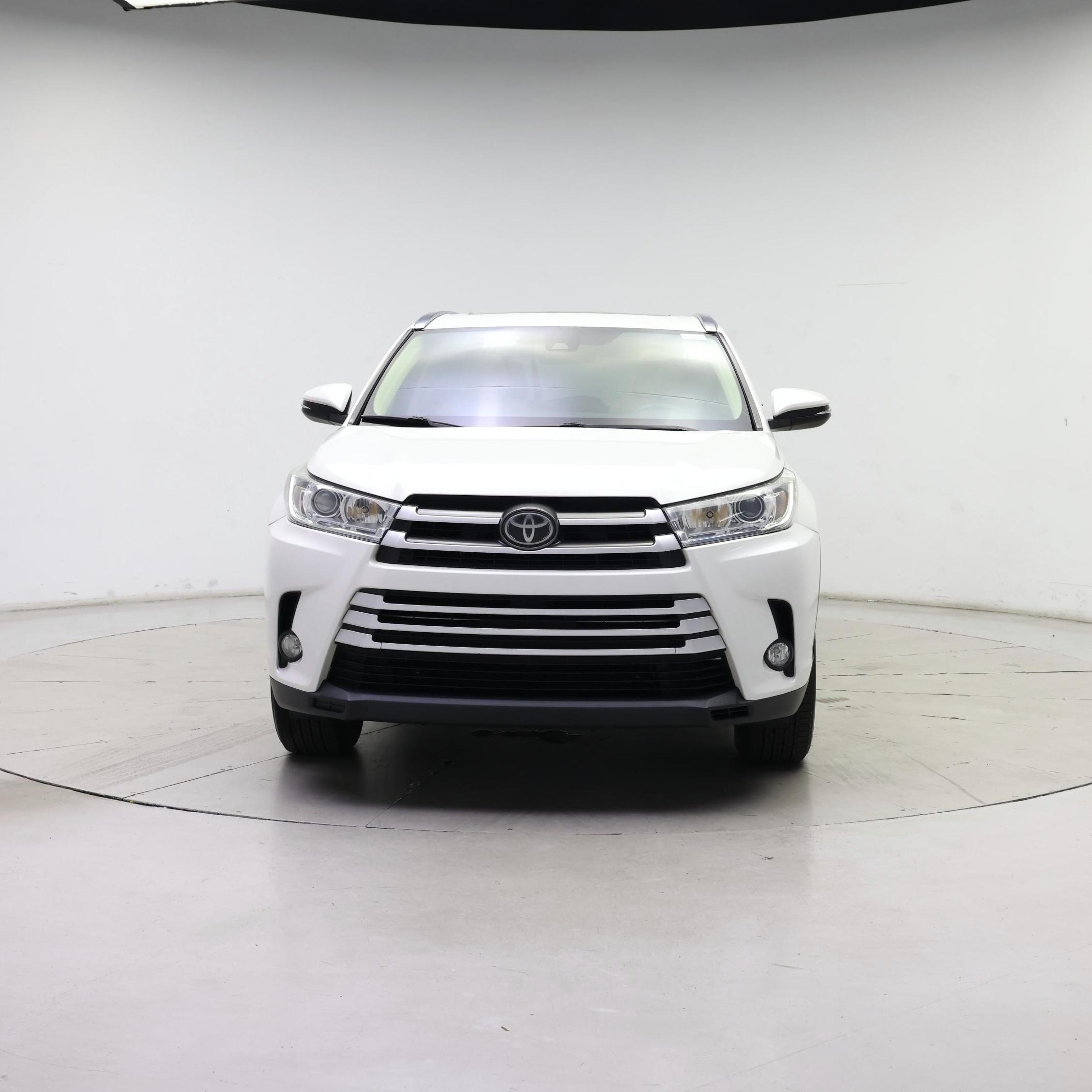 Thumbnail: 2017 Toyota Highlander - 5