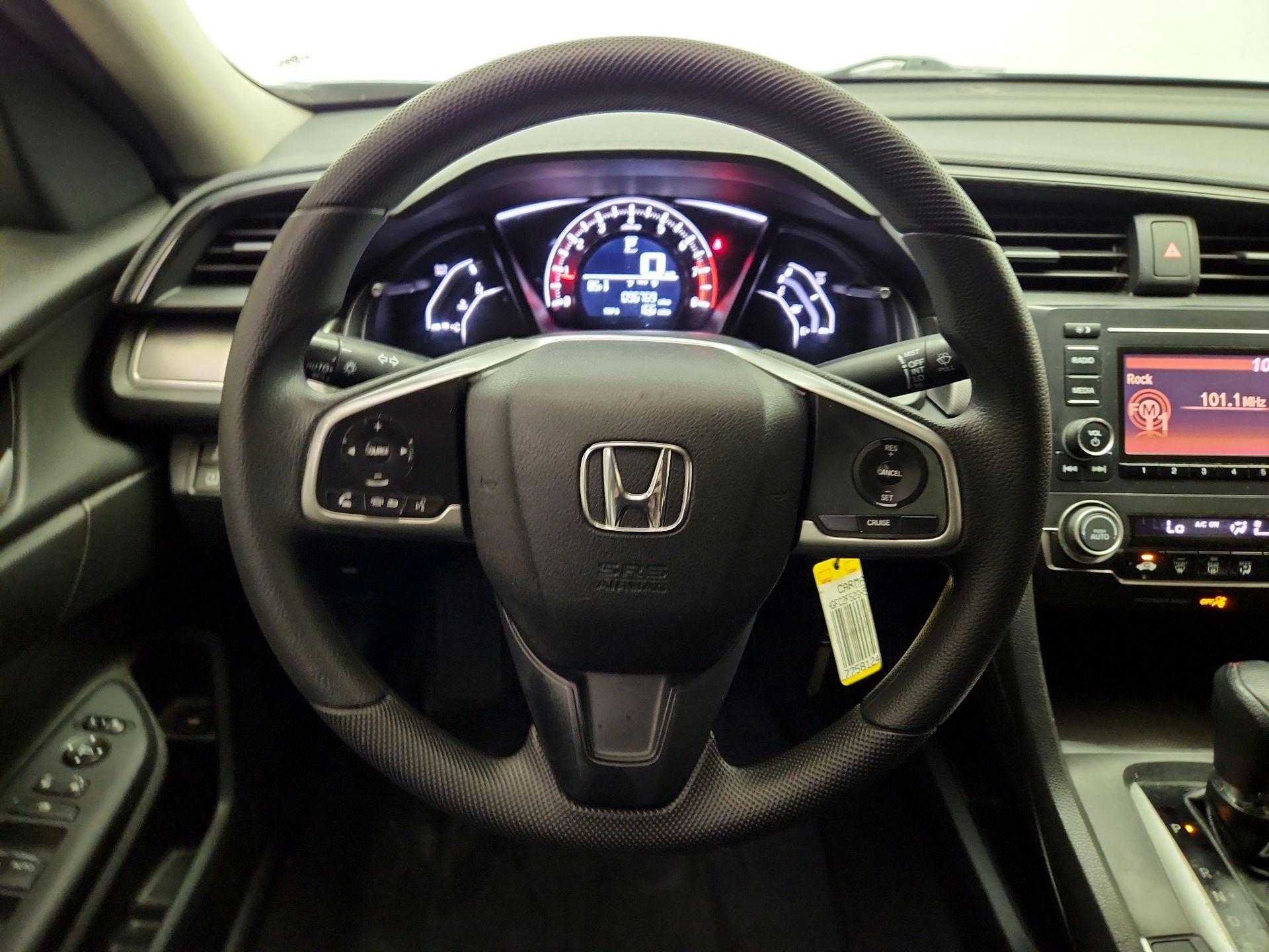 Thumbnail: 2016 Honda Civic - 10