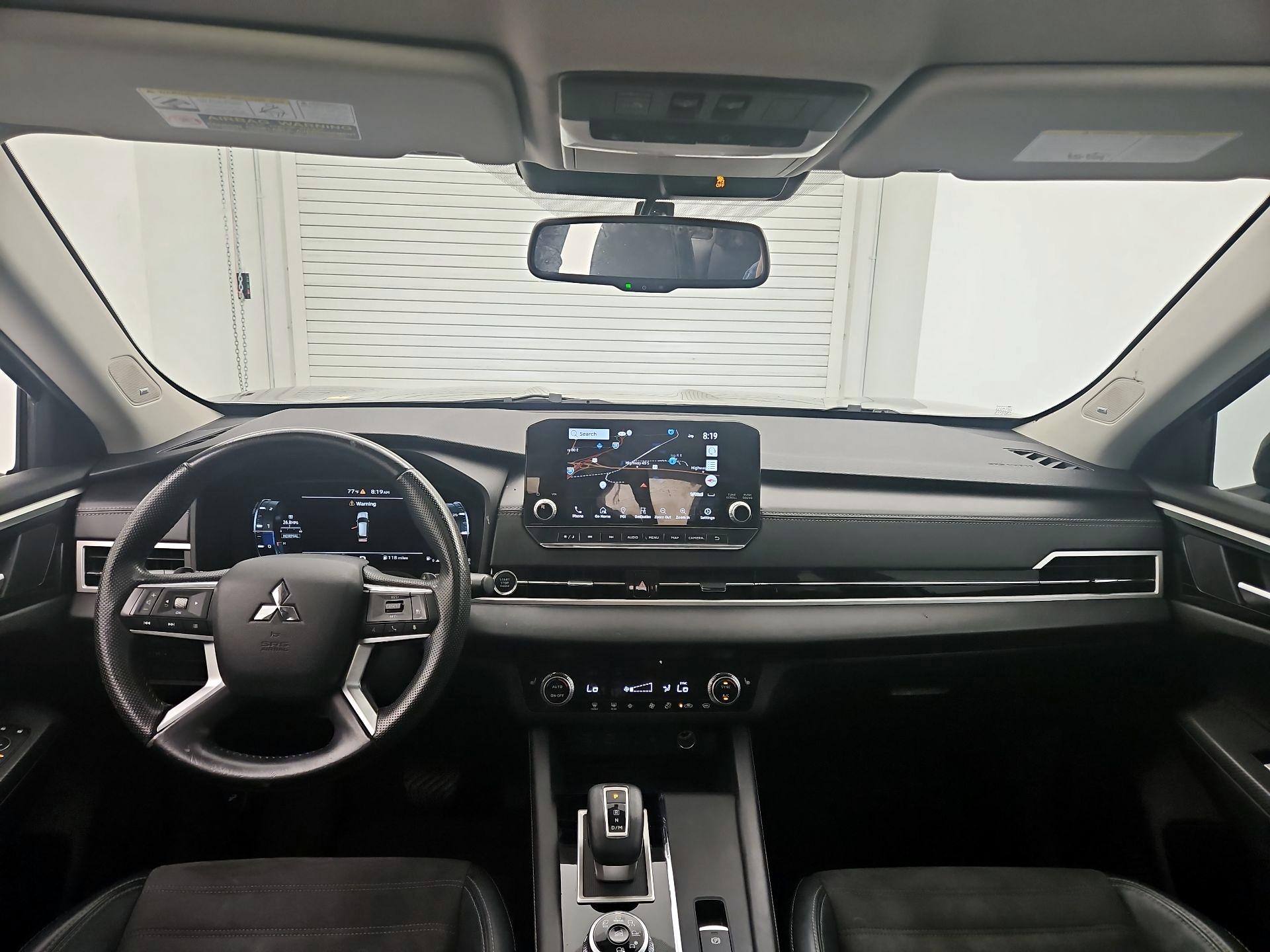 Thumbnail: 2022 Mitsubishi Outlander - 9