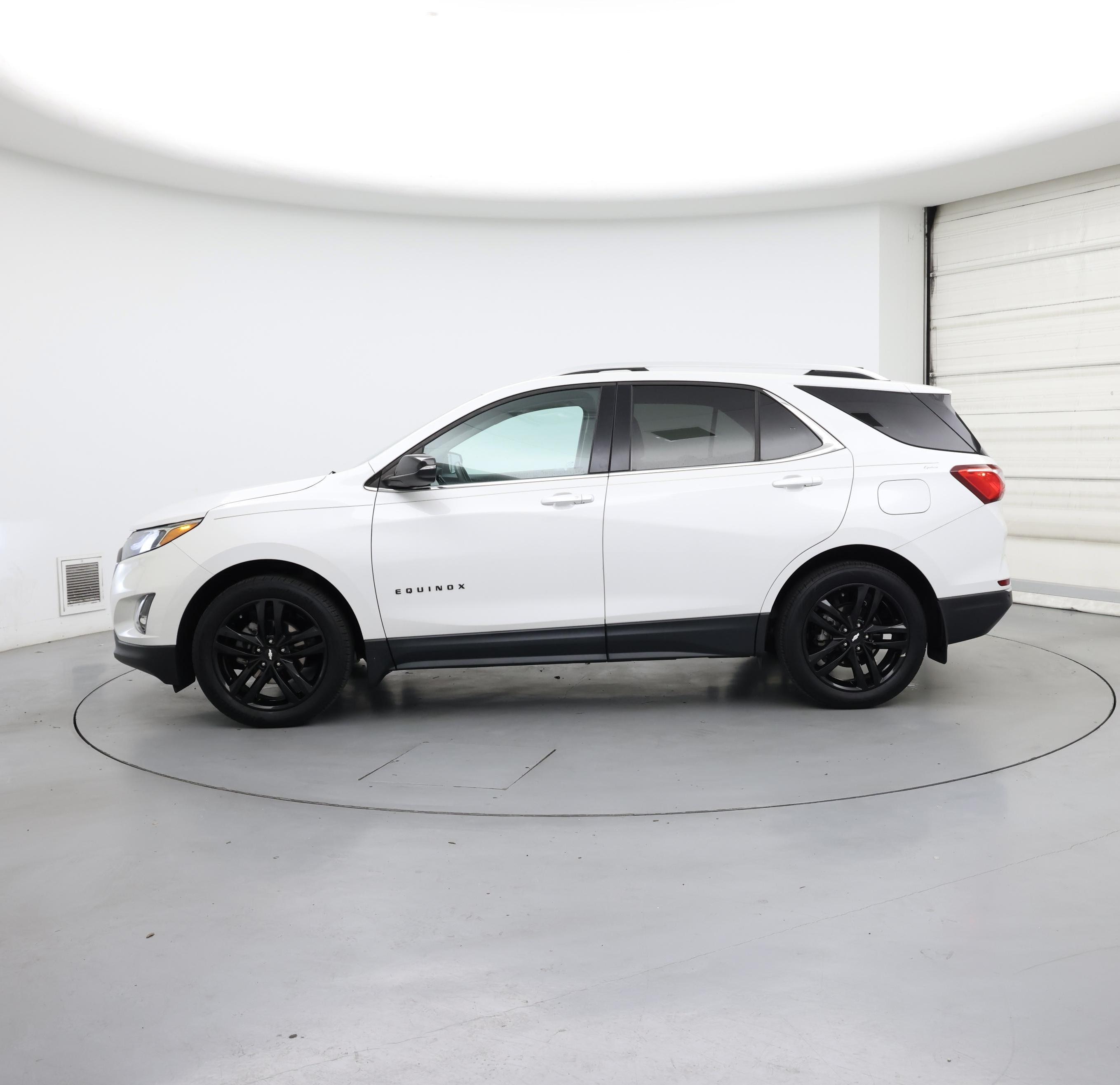 Thumbnail: 2020 Chevrolet Equinox - 3