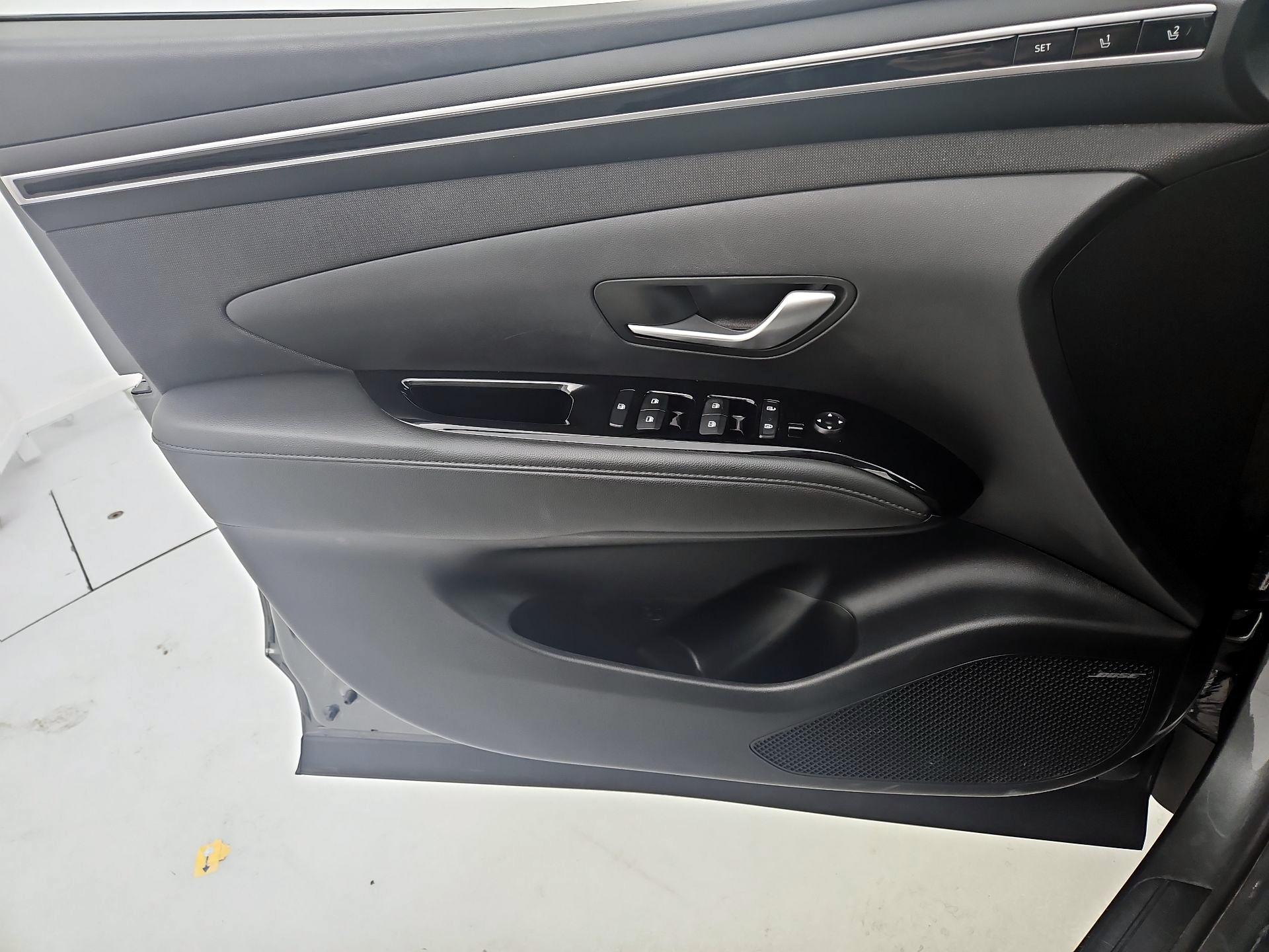 Thumbnail: 2022 Hyundai Tucson - 12