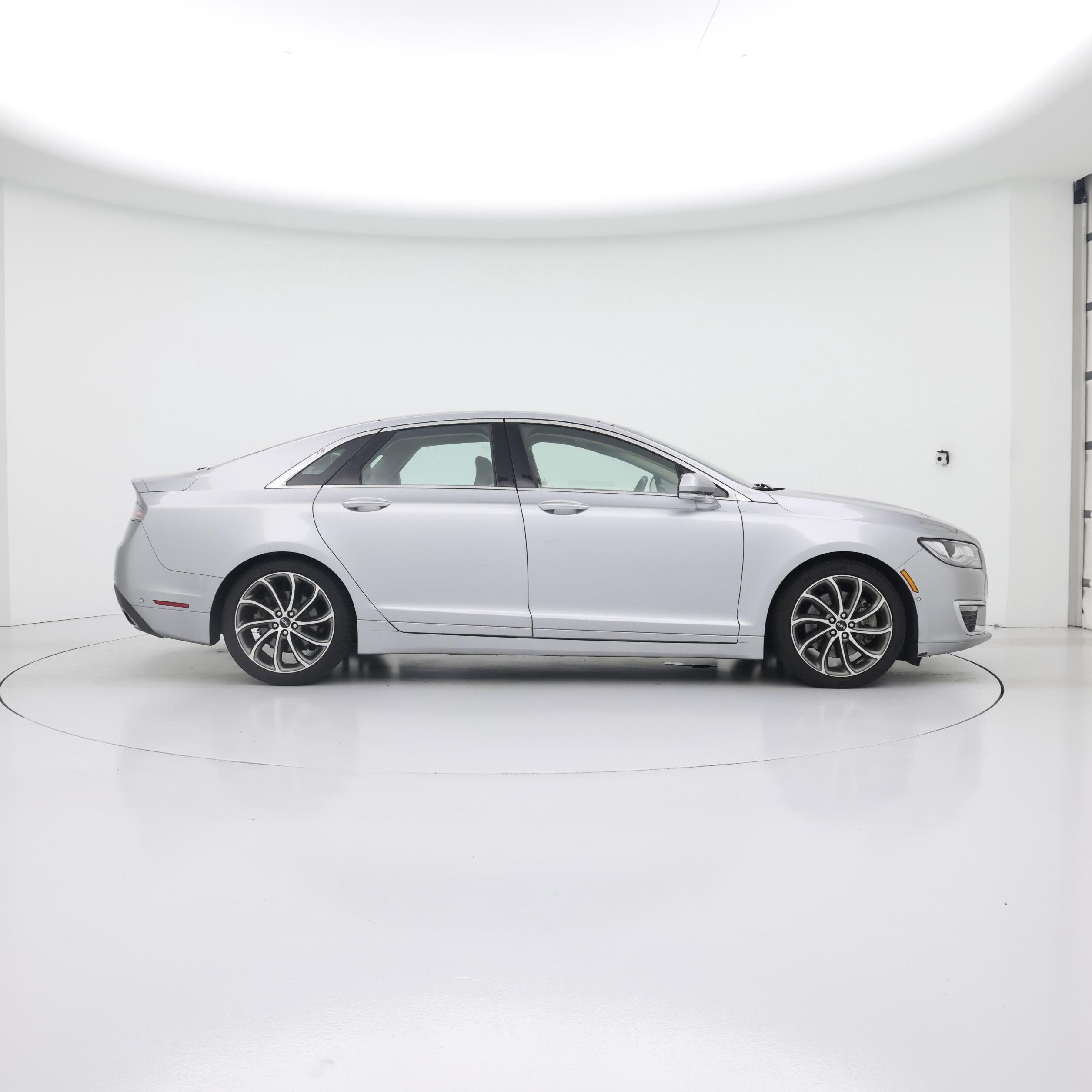 Thumbnail: 2020 Lincoln MKZ - 7