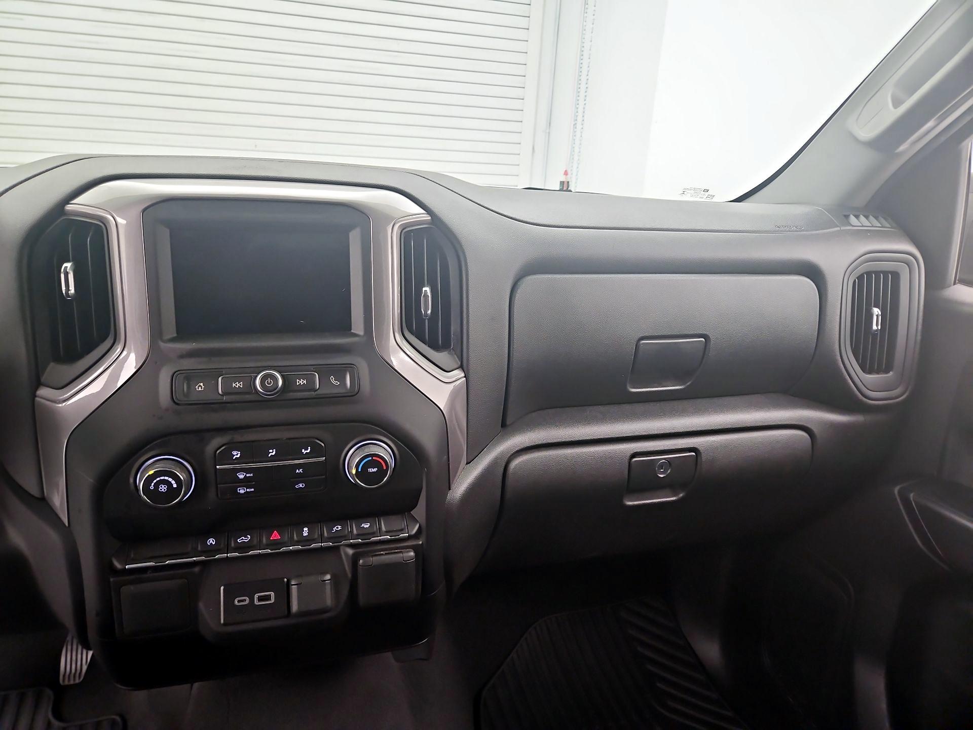 Thumbnail: 2022 Chevrolet Silverado 1500 - 9