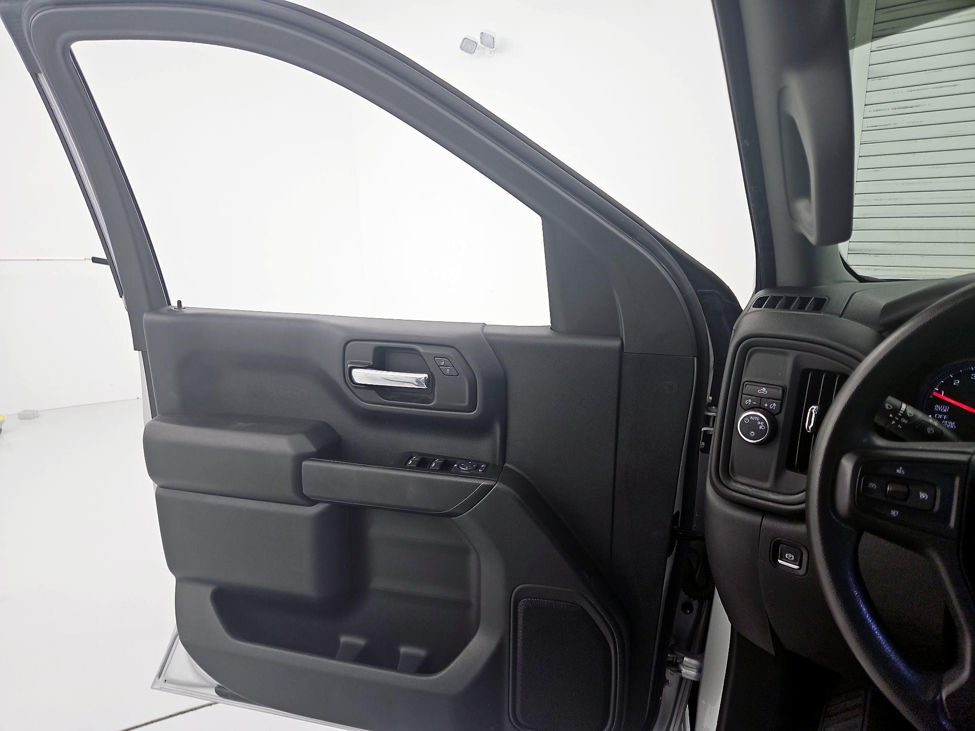Thumbnail: 2022 Chevrolet Silverado 1500 - 12