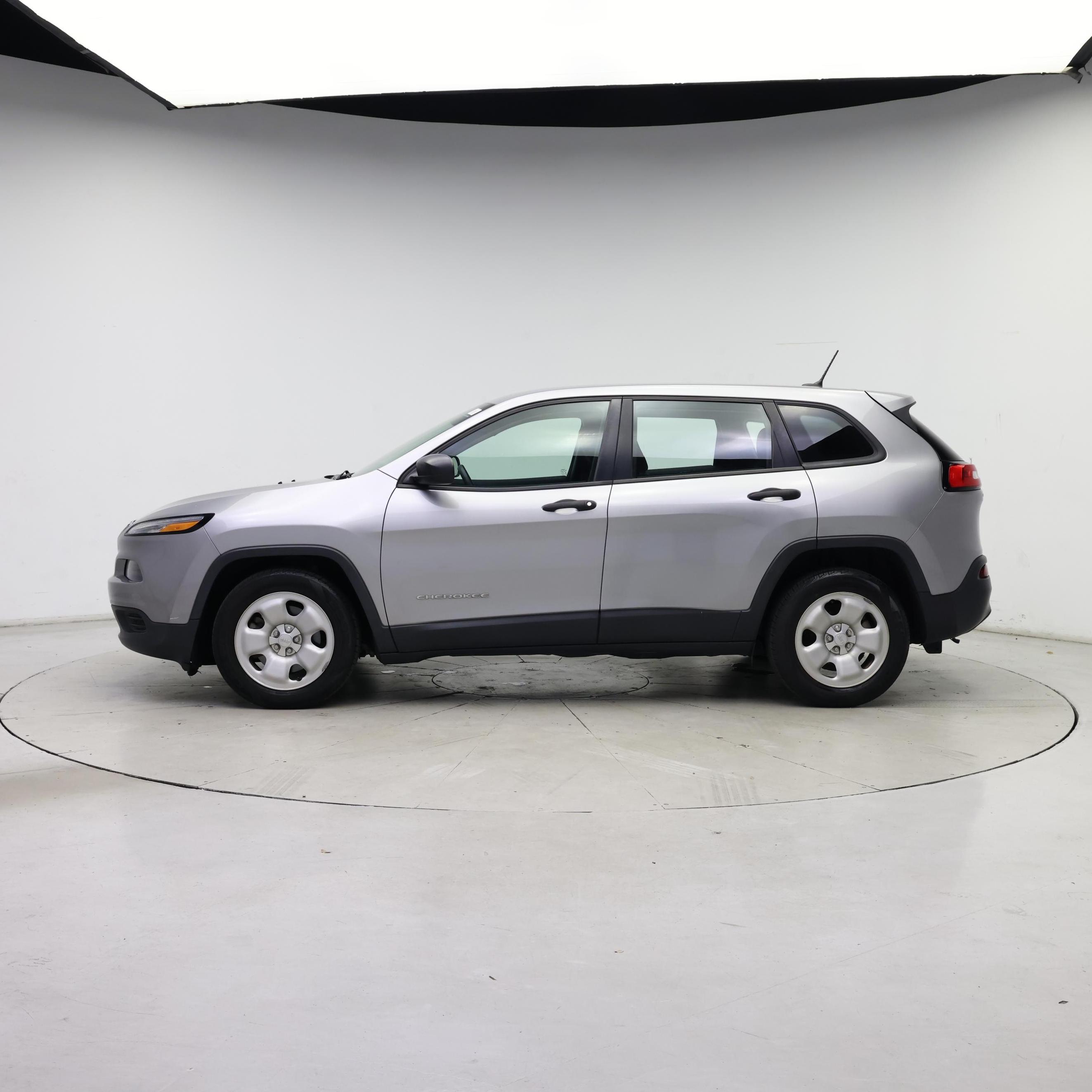 Thumbnail: 2016 Jeep Cherokee - 3