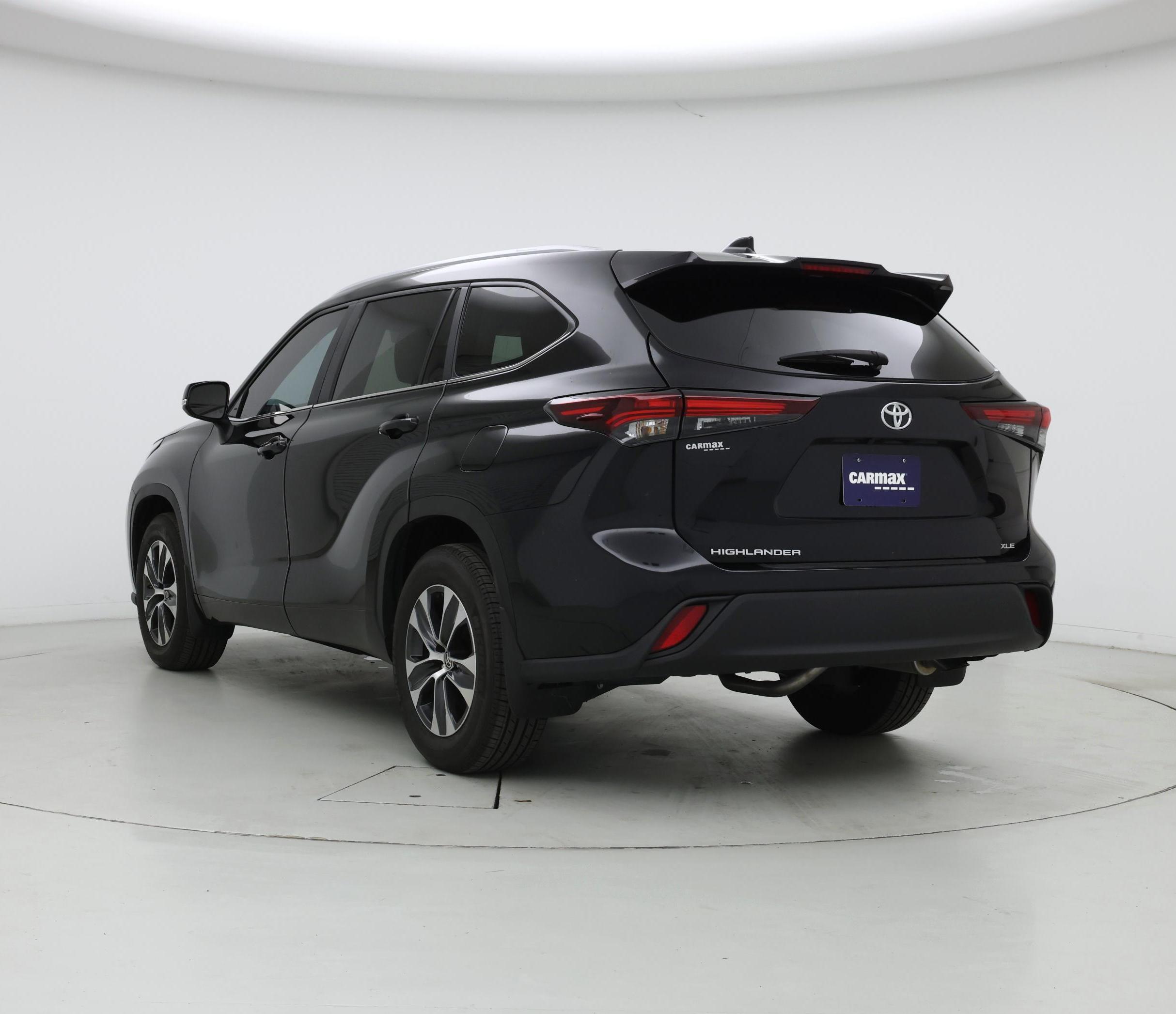 Thumbnail: 2024 Toyota Highlander - 2
