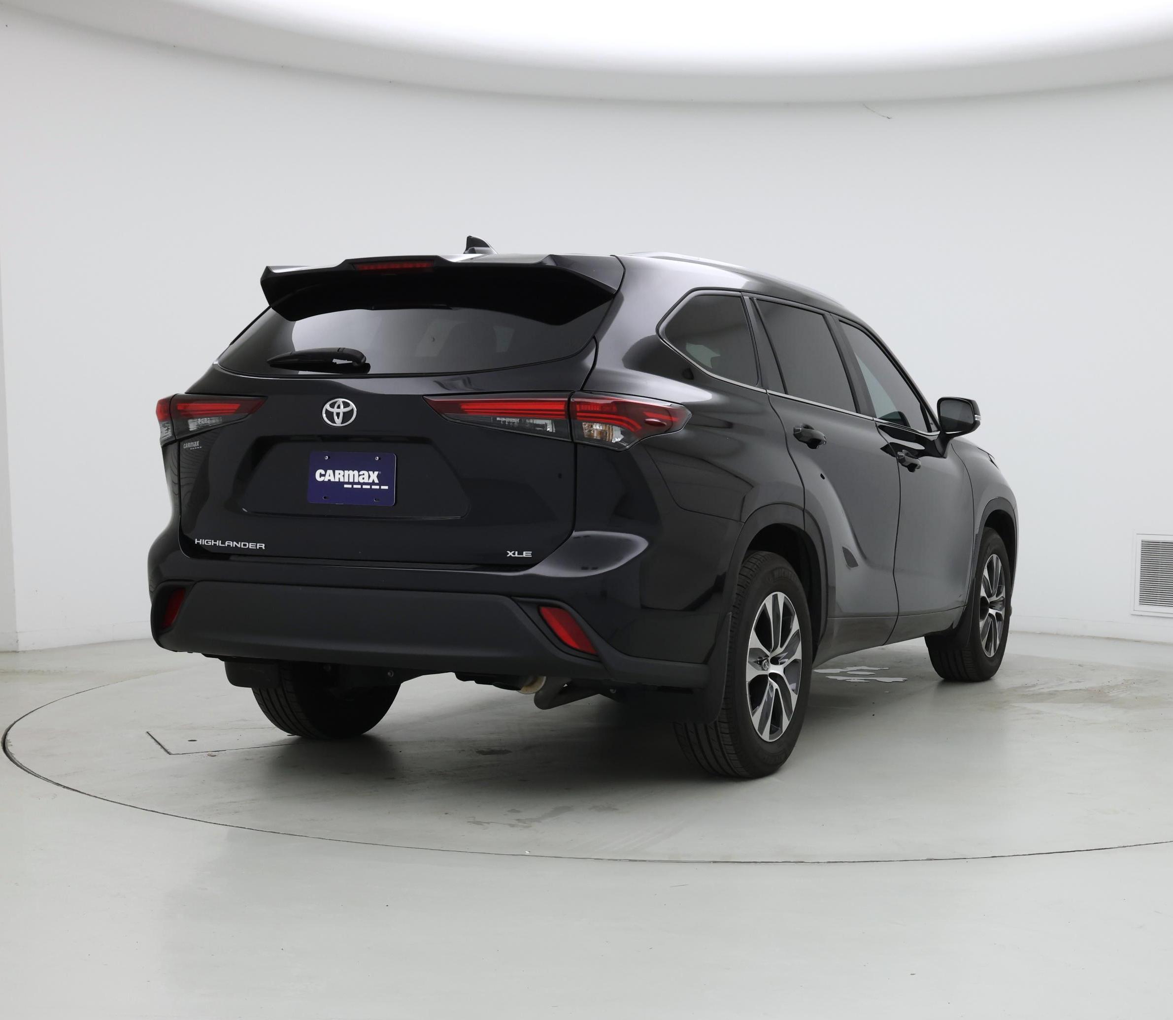 Thumbnail: 2024 Toyota Highlander - 8