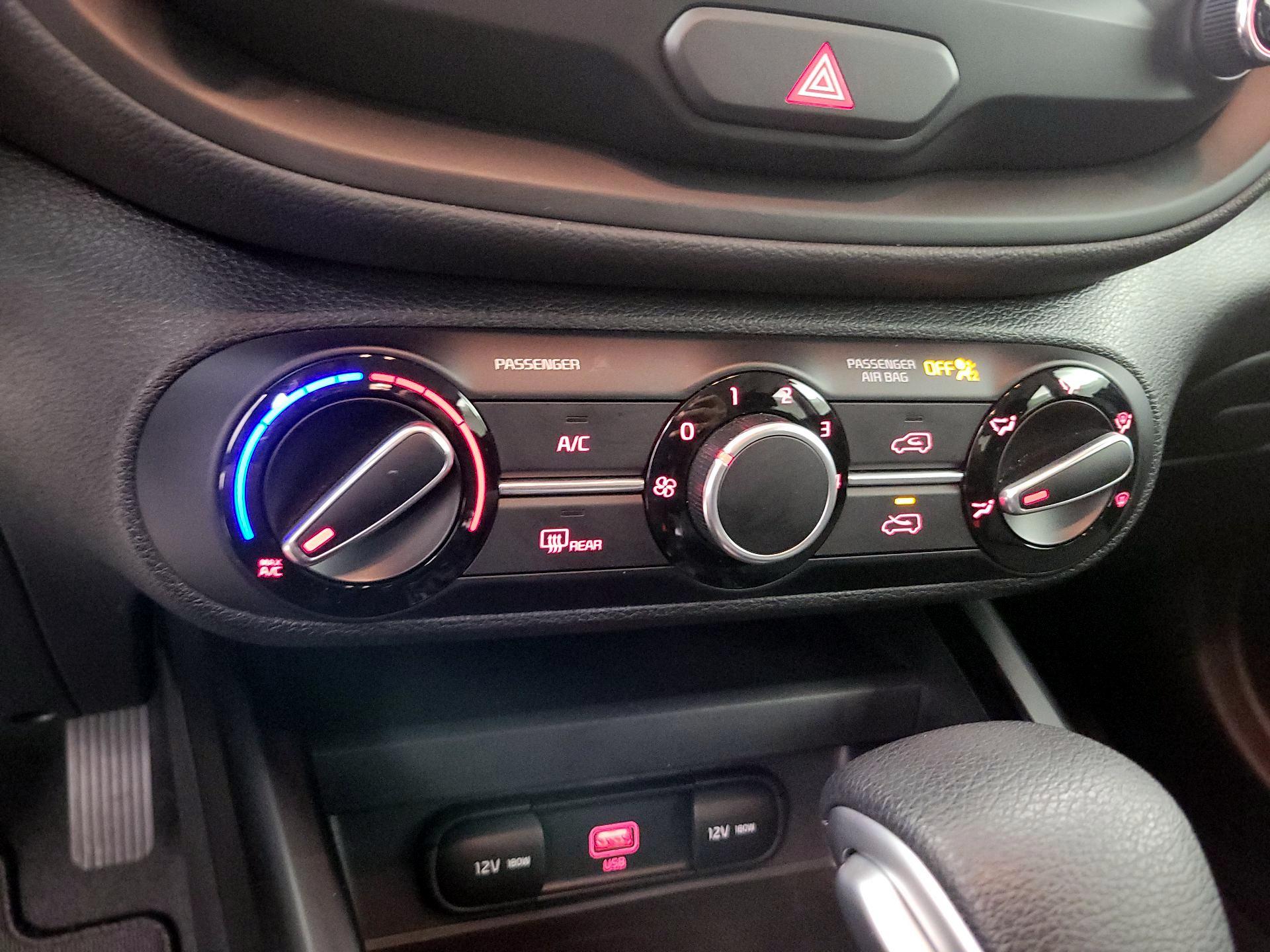 Thumbnail: 2021 Kia Soul - 16