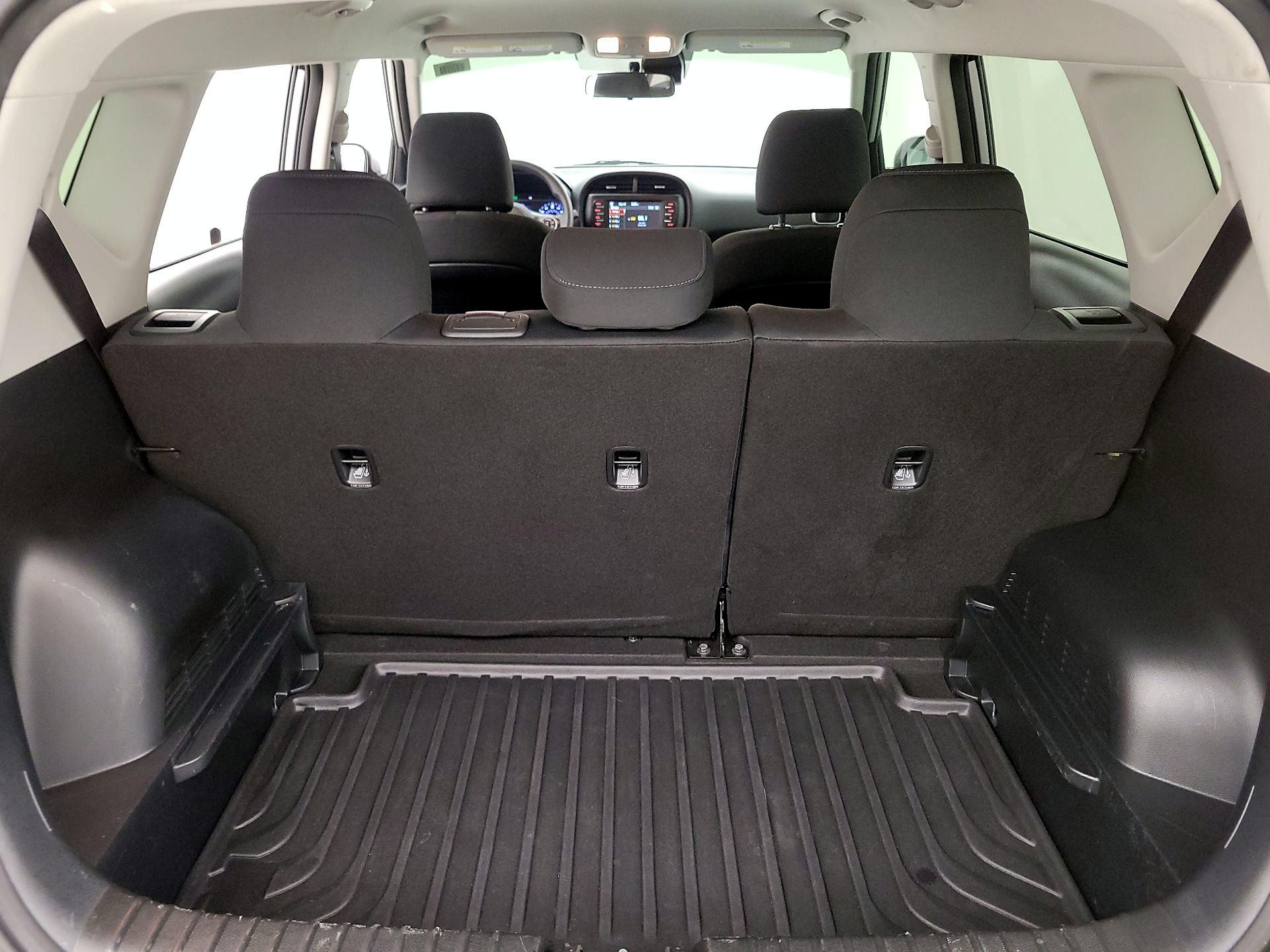 Thumbnail: 2021 Kia Soul - 20
