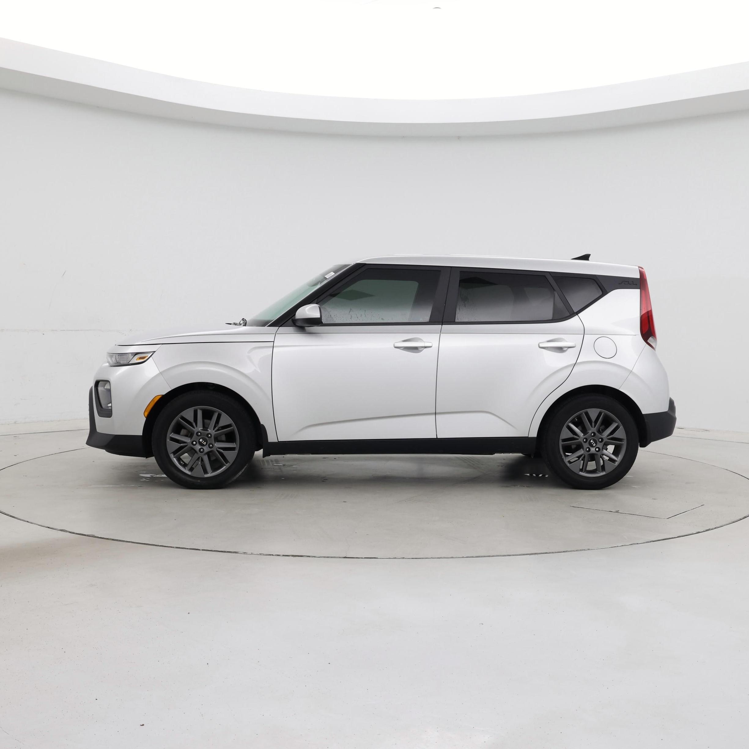 Thumbnail: 2021 Kia Soul - 3