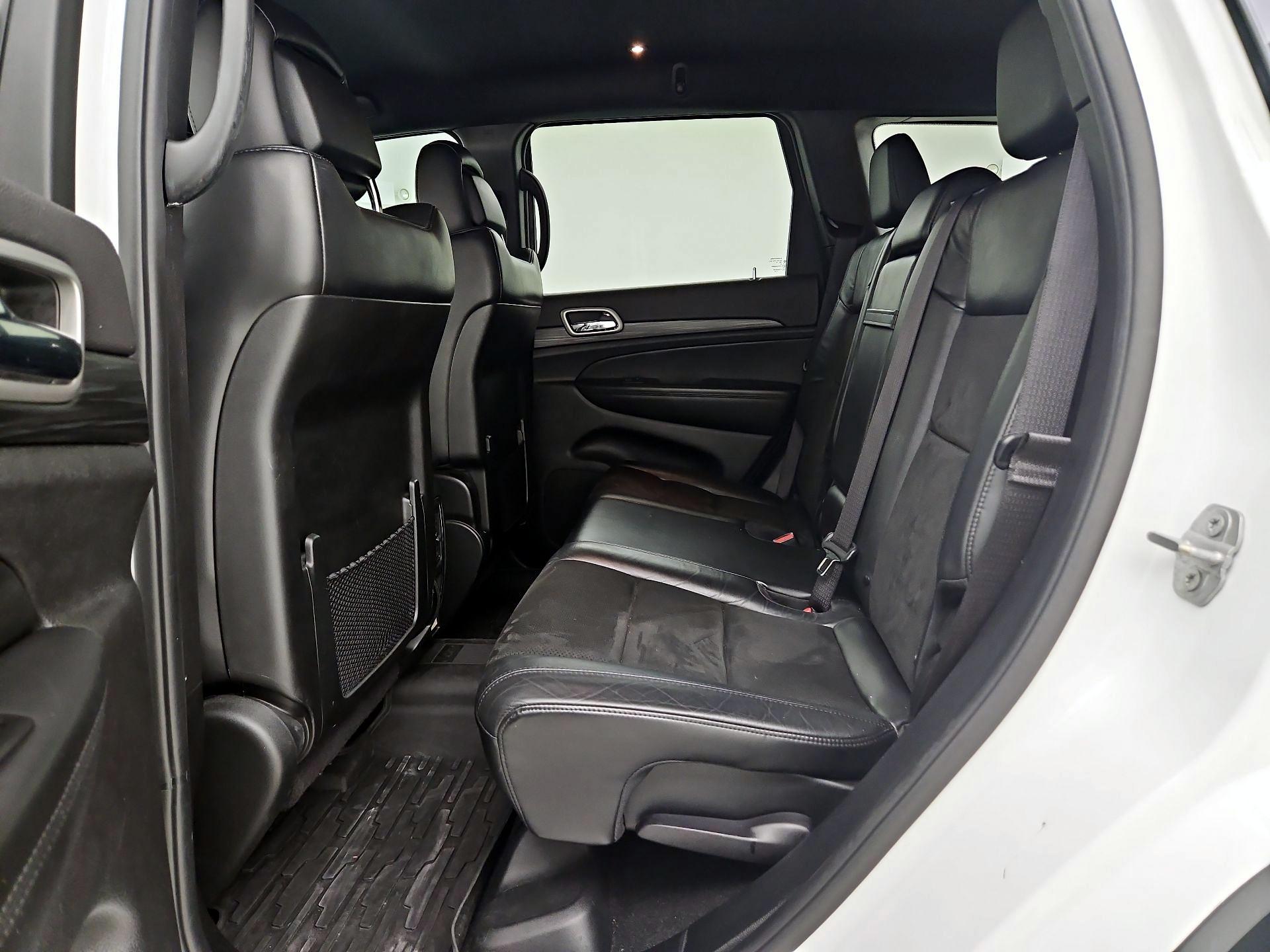 Thumbnail: 2021 Jeep Grand Cherokee - 20
