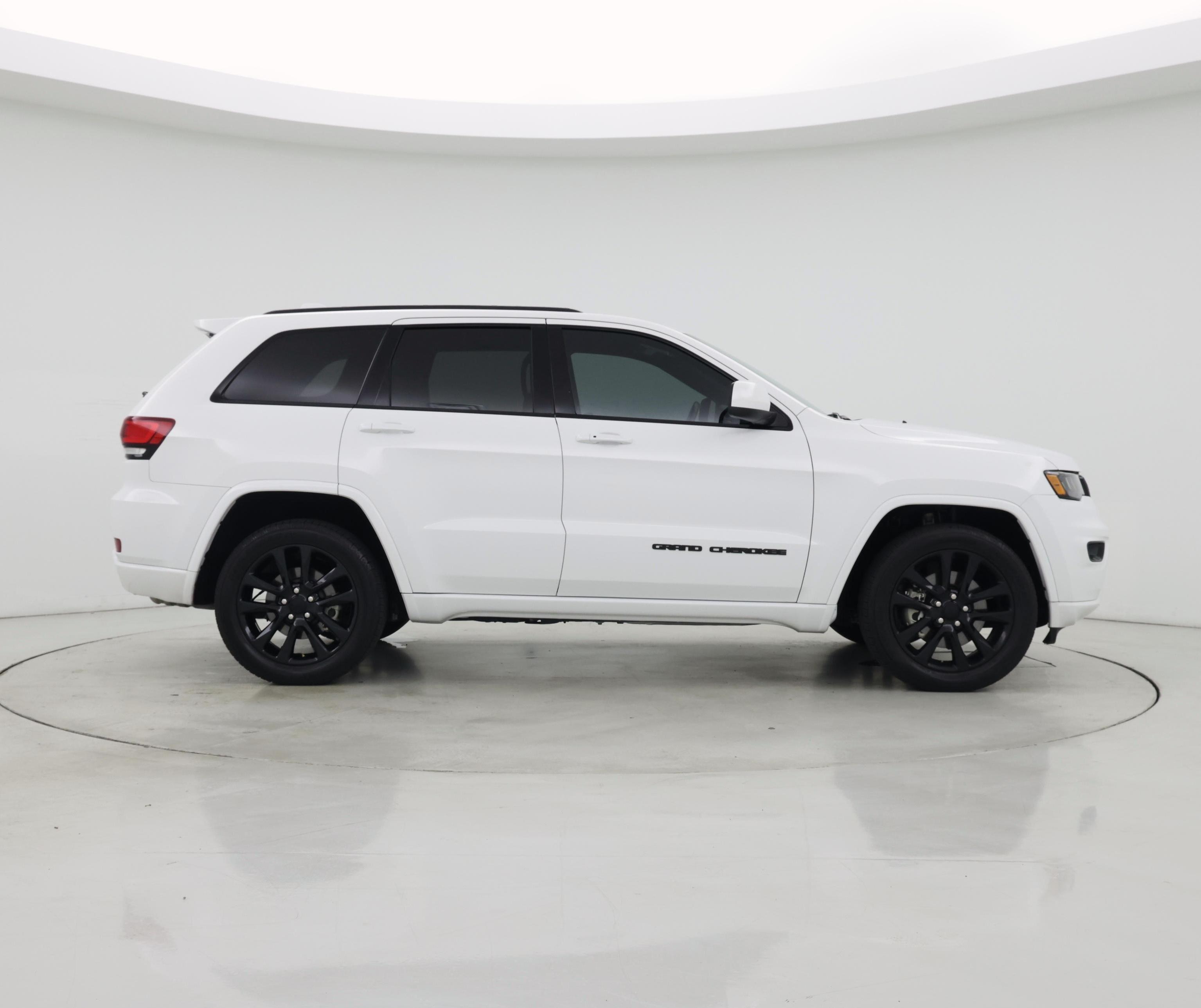 Thumbnail: 2021 Jeep Grand Cherokee - 7