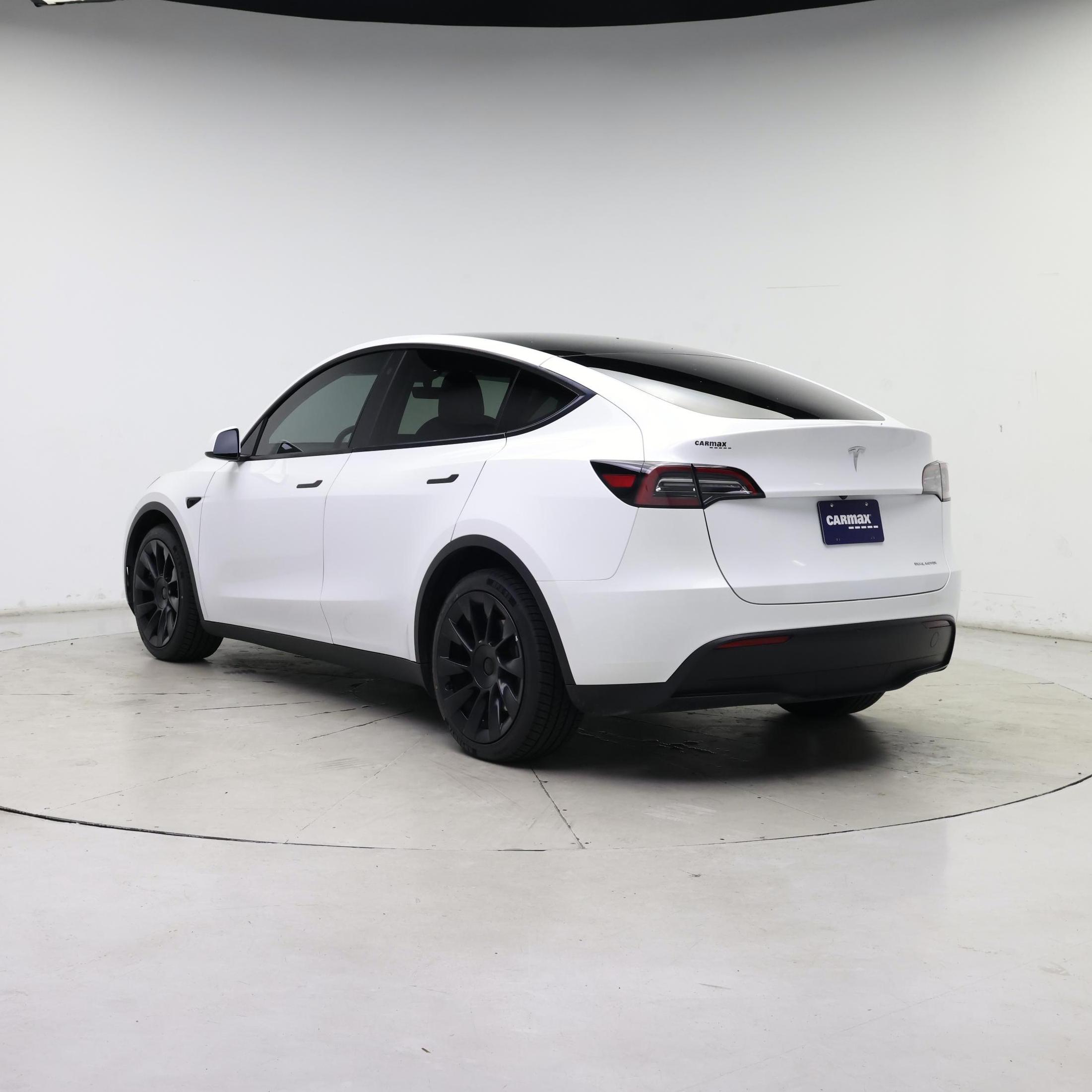 Thumbnail: 2023 Tesla Model Y - 2