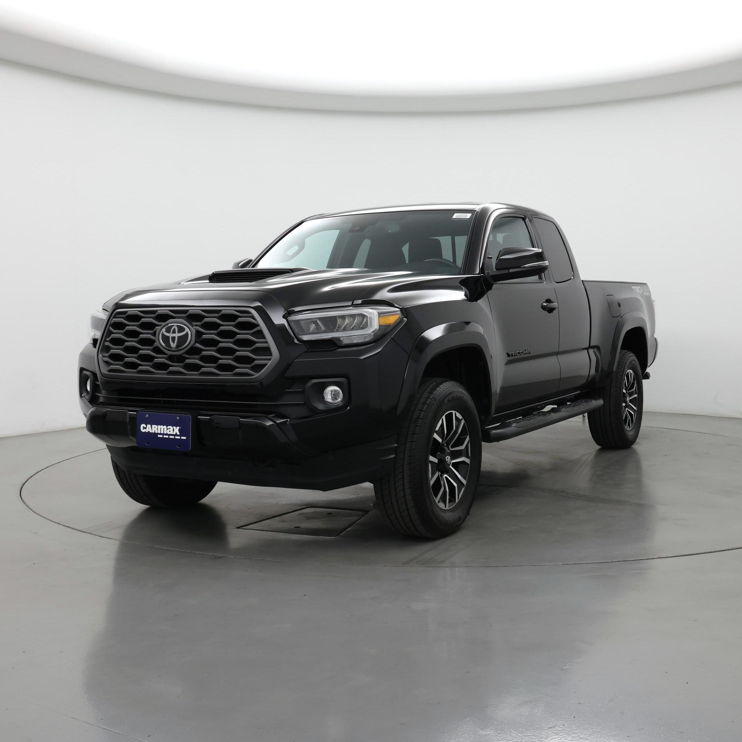 Thumbnail: 2023 Toyota Tacoma - 4