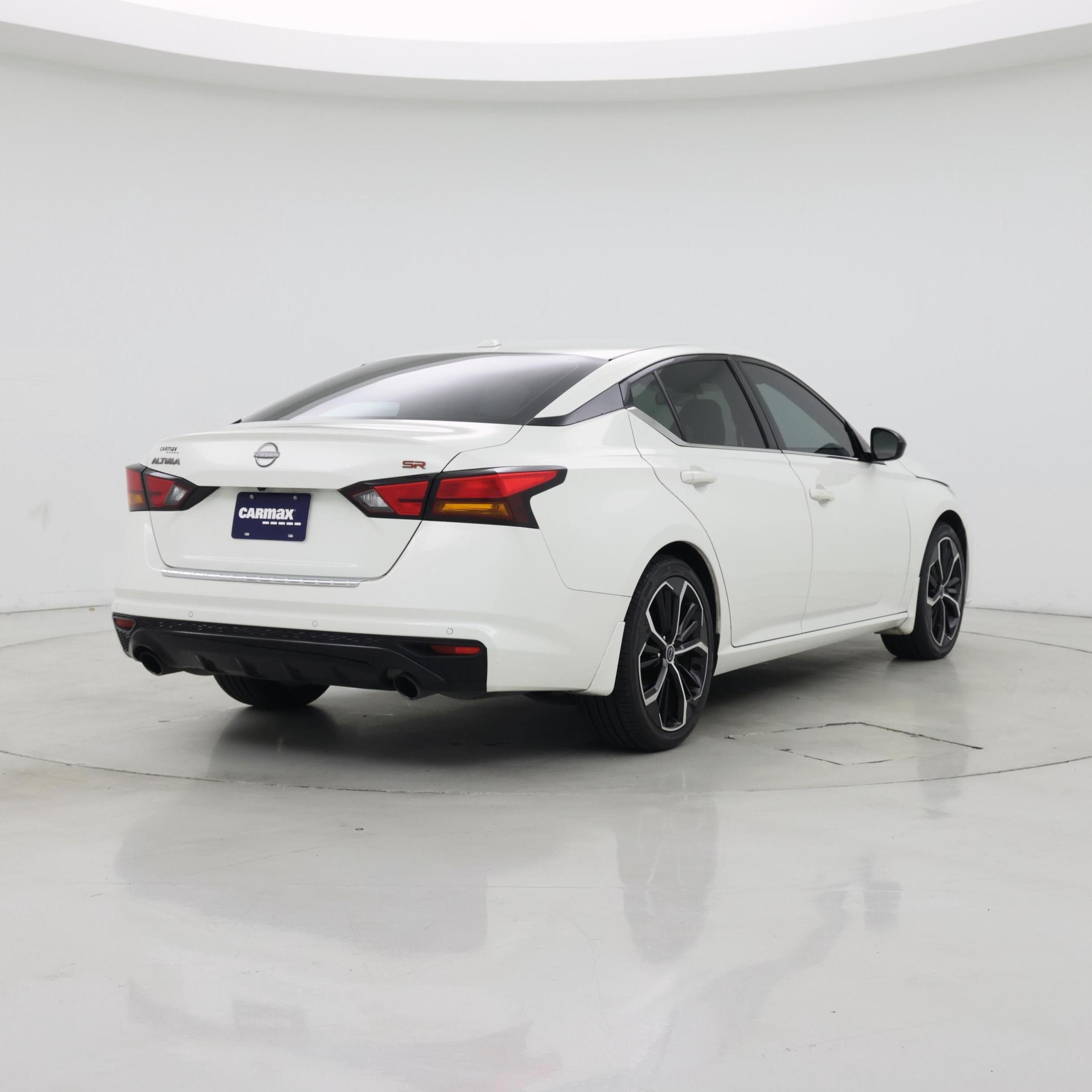 Thumbnail: 2023 Nissan Altima - 8