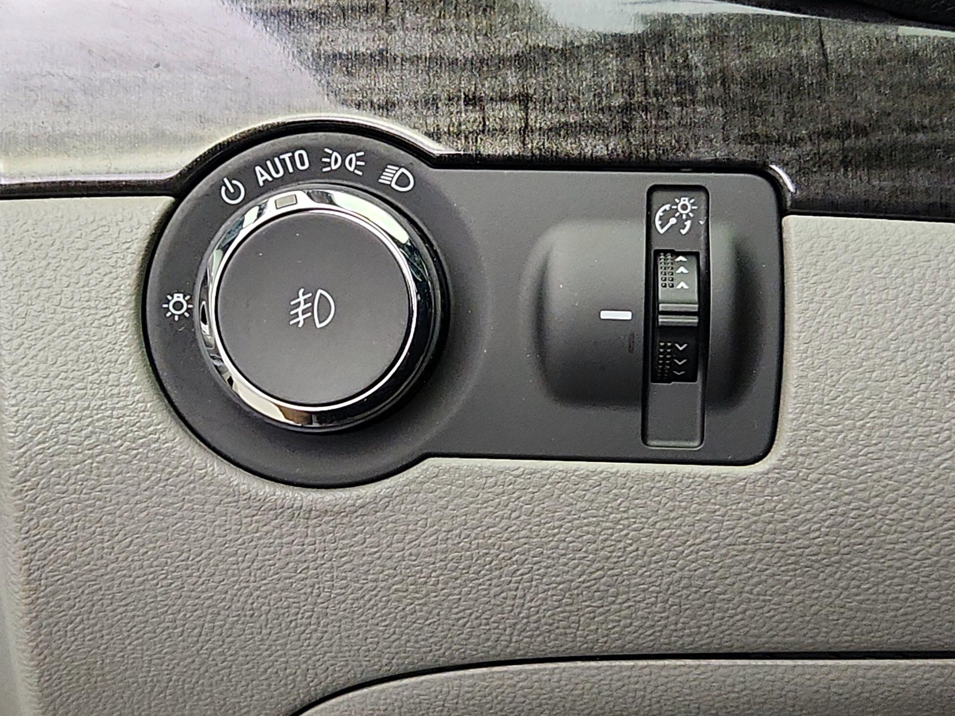Thumbnail: 2014 Buick Encore - 13